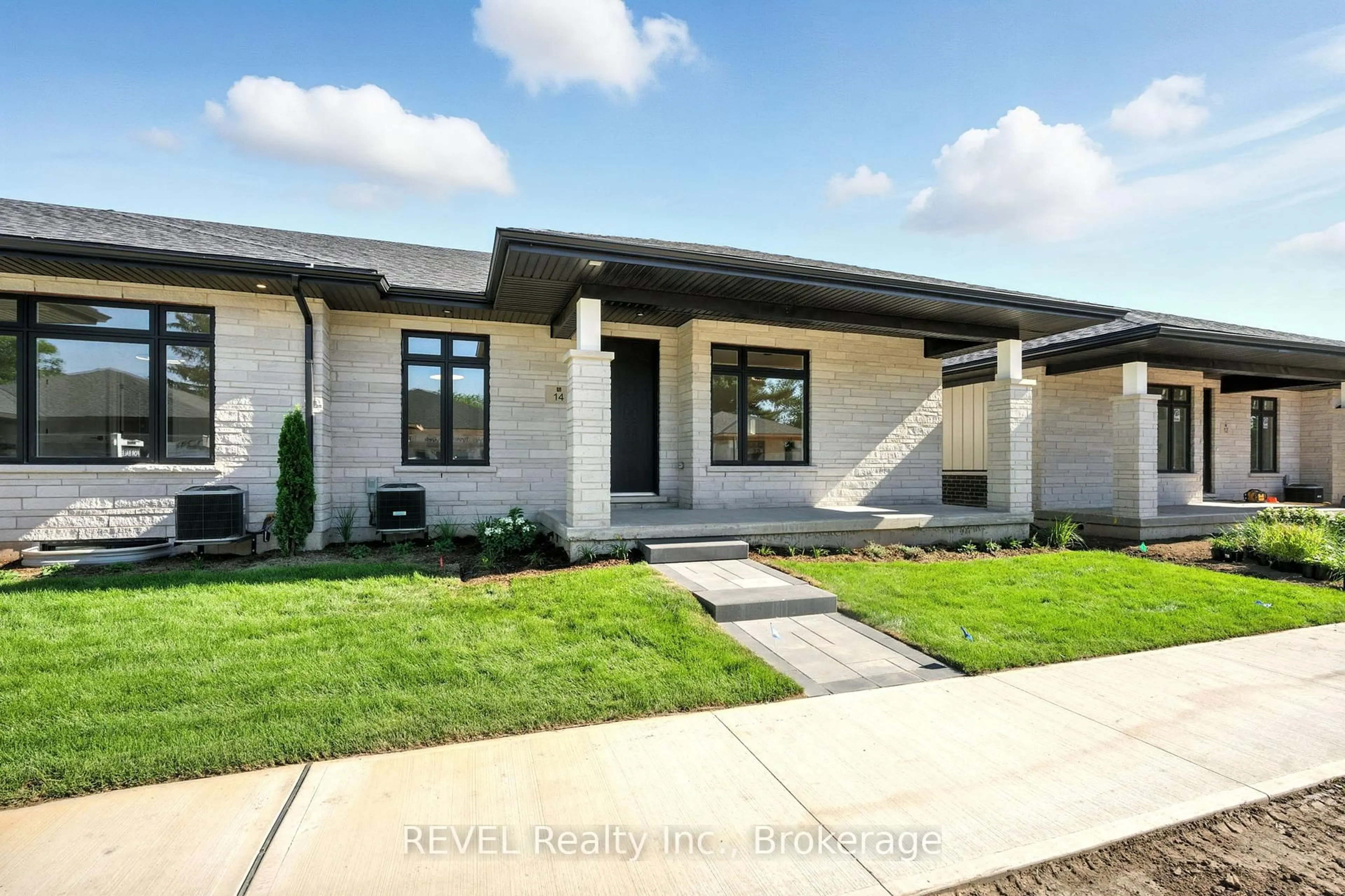 Home with brick exterior material, street for 11 Accursi Cres, Pelham Ontario L0S 1E2