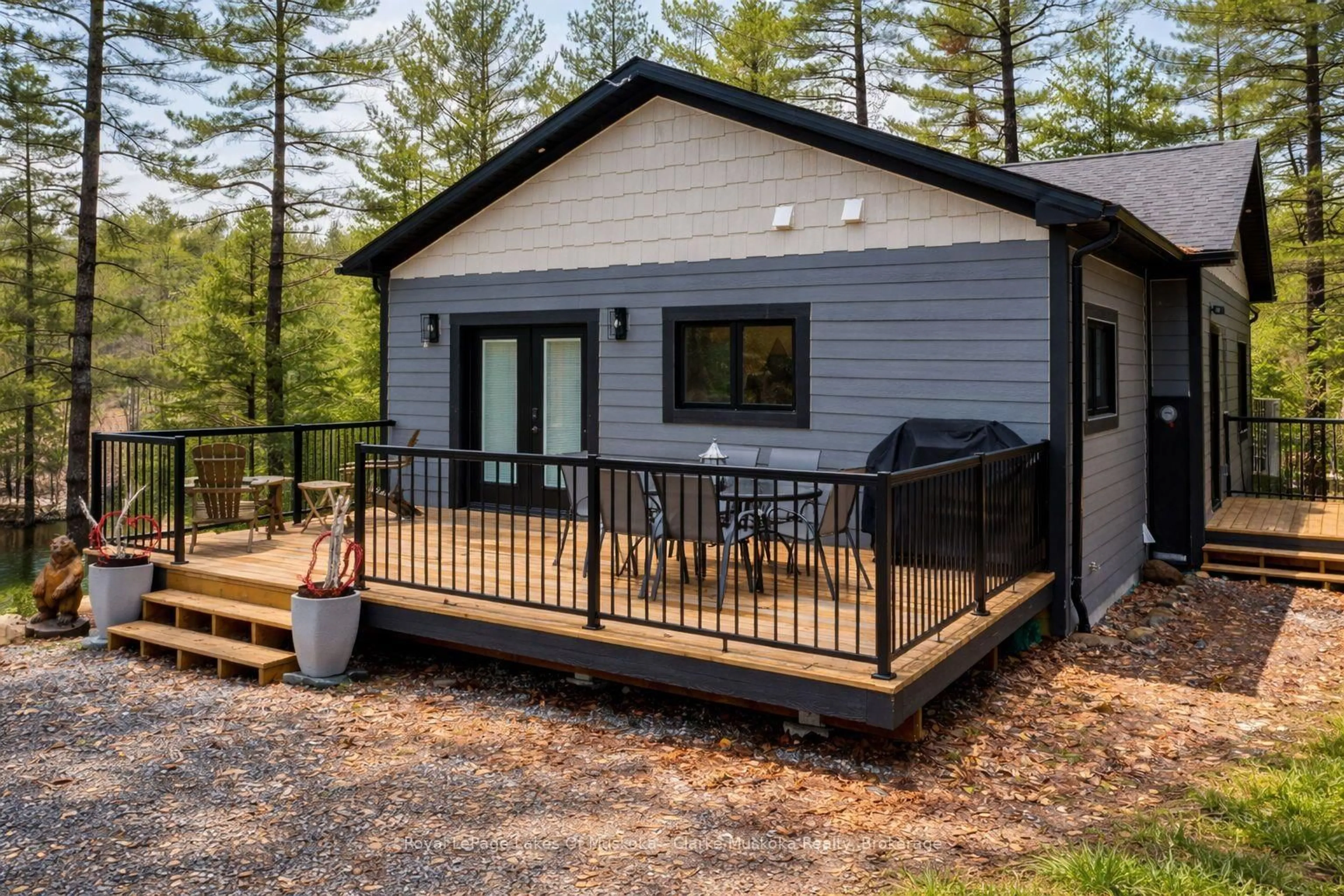 Patio, unknown for 1062 Pennwood Rd #5, Muskoka Lakes Ontario P0B 1J0