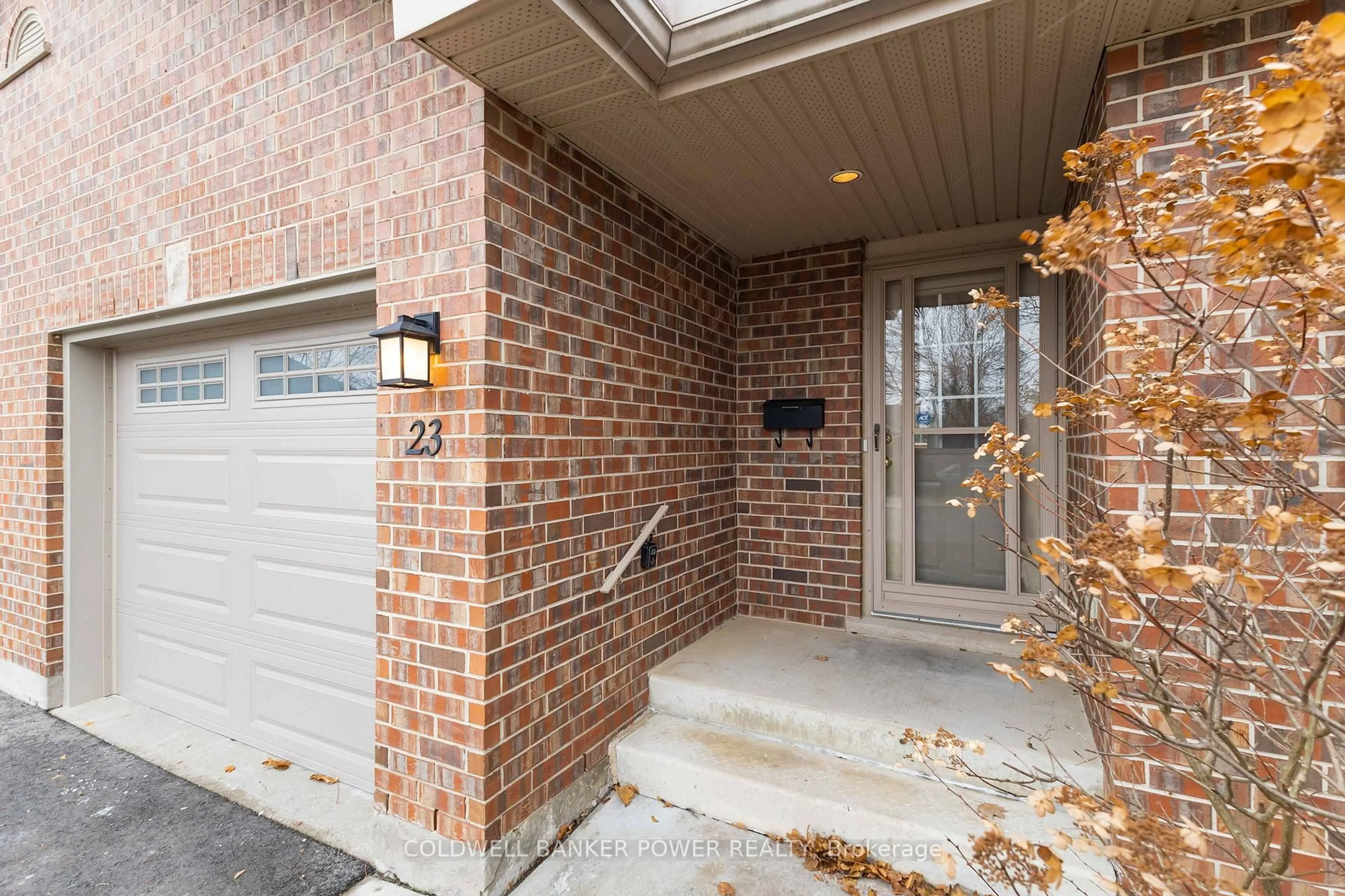 Home with brick exterior material, street for 680 Commissioners Rd #23, London South Ontario N6K 4T8