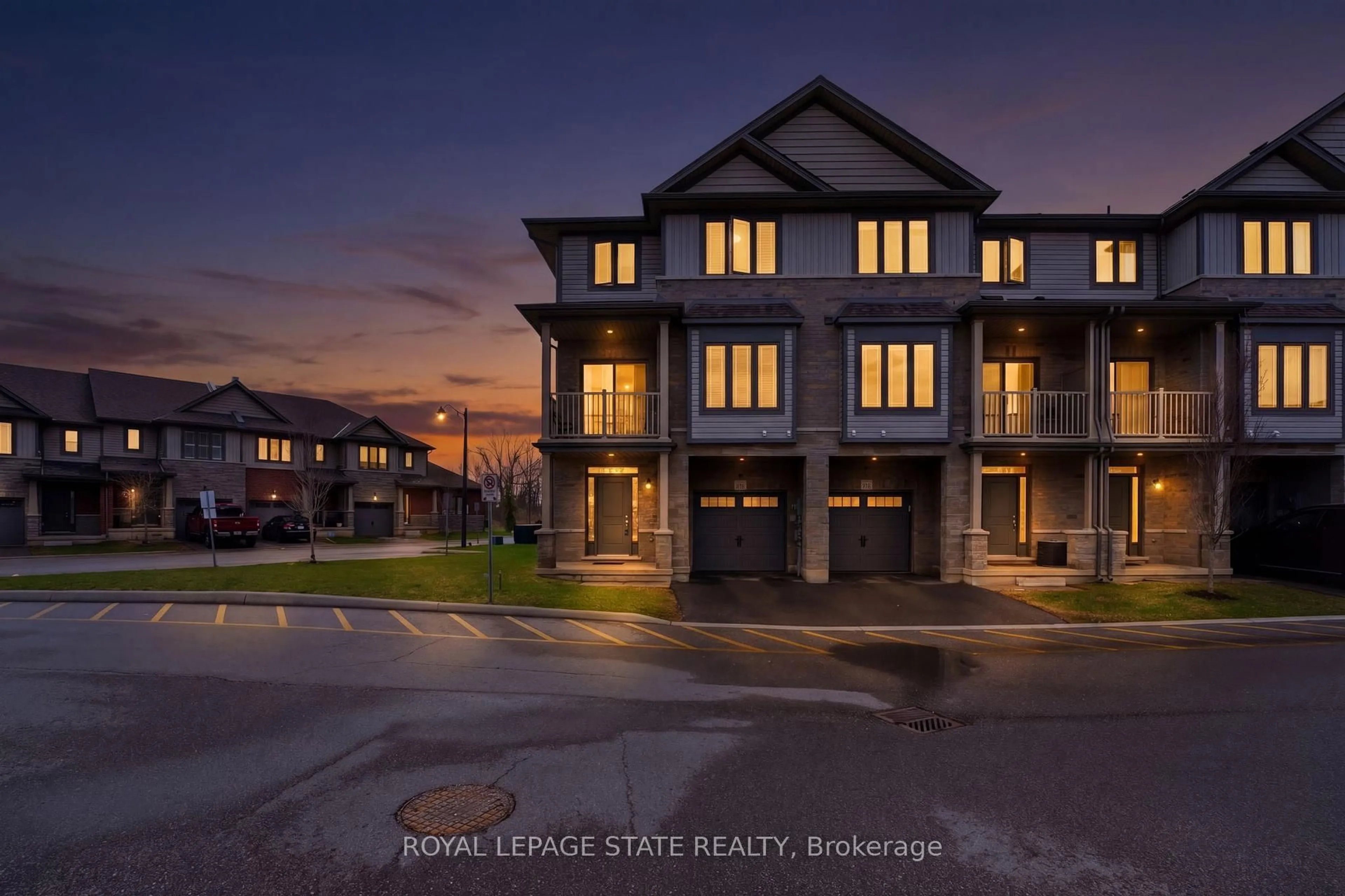 A pic from outside/outdoor area/front of a property/back of a property/a pic from drone, unknown for 77 Diana Ave #160, Brantford Ontario N3T 0R6