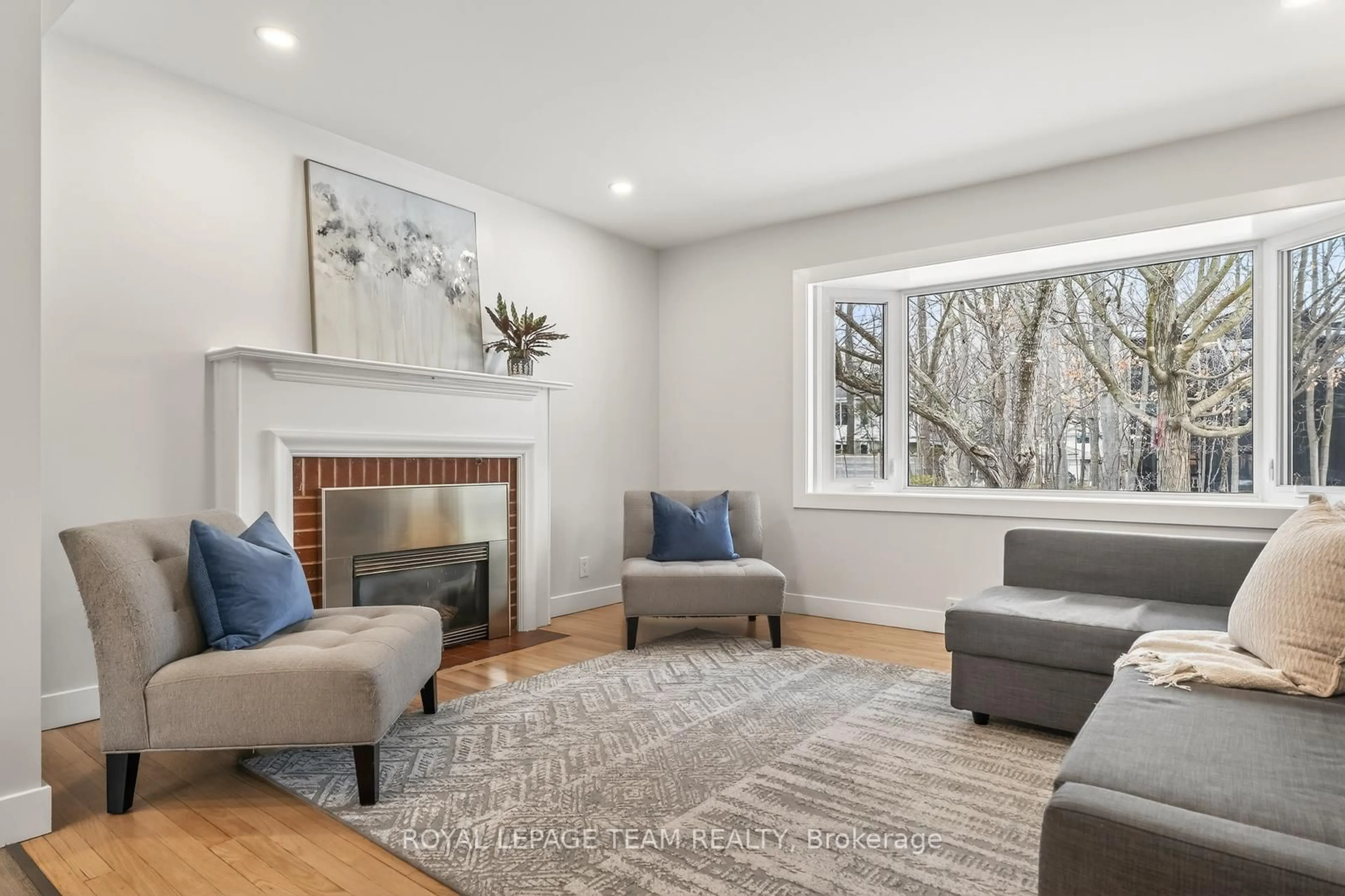 Living room with furniture, unknown for 63 Birch Ave, Ottawa Ontario K1K 3G7