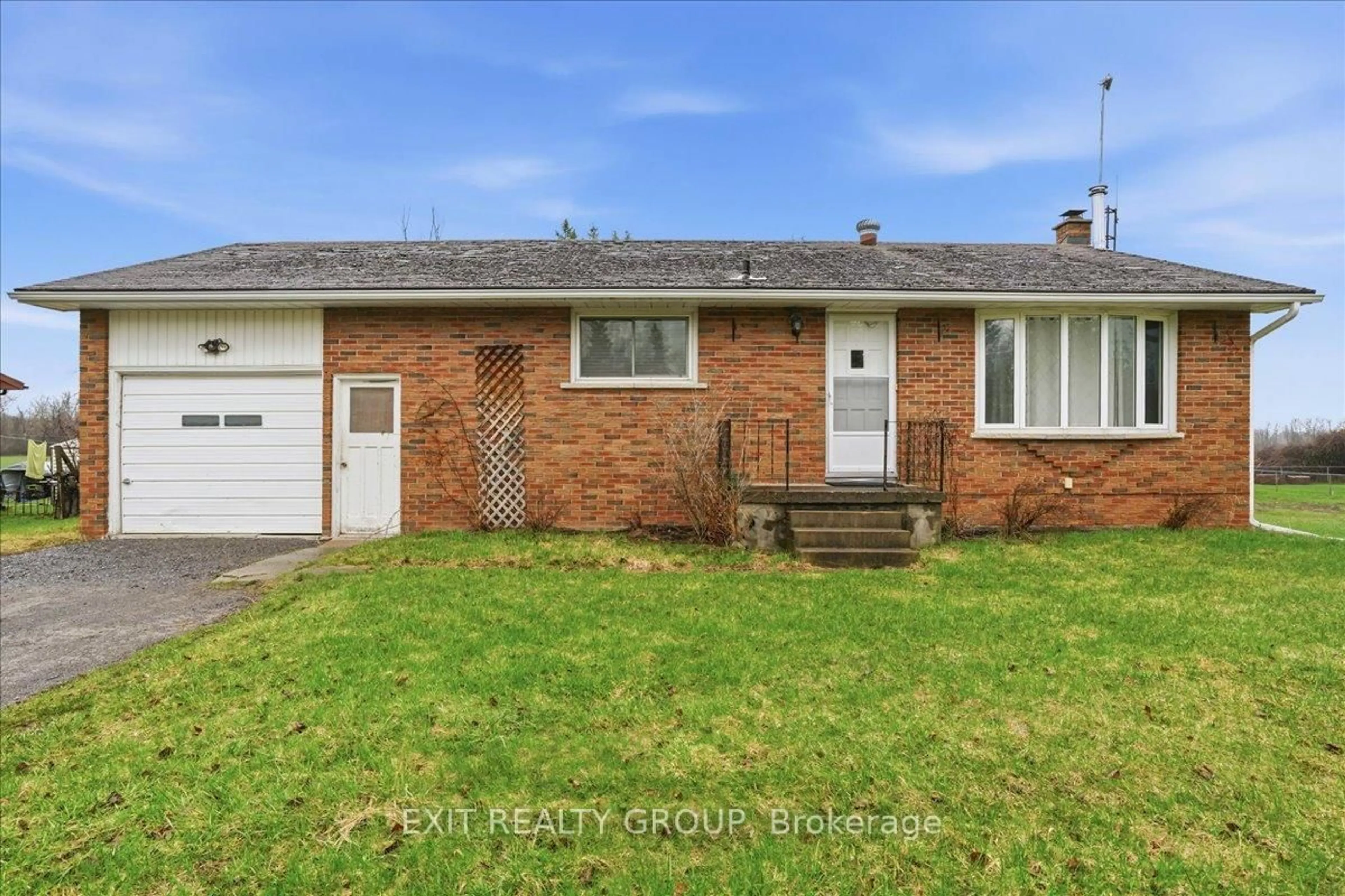 A pic from outside/outdoor area/front of a property/back of a property/a pic from drone, street for 518 Aikins Rd, Quinte West Ontario K8V 5P5