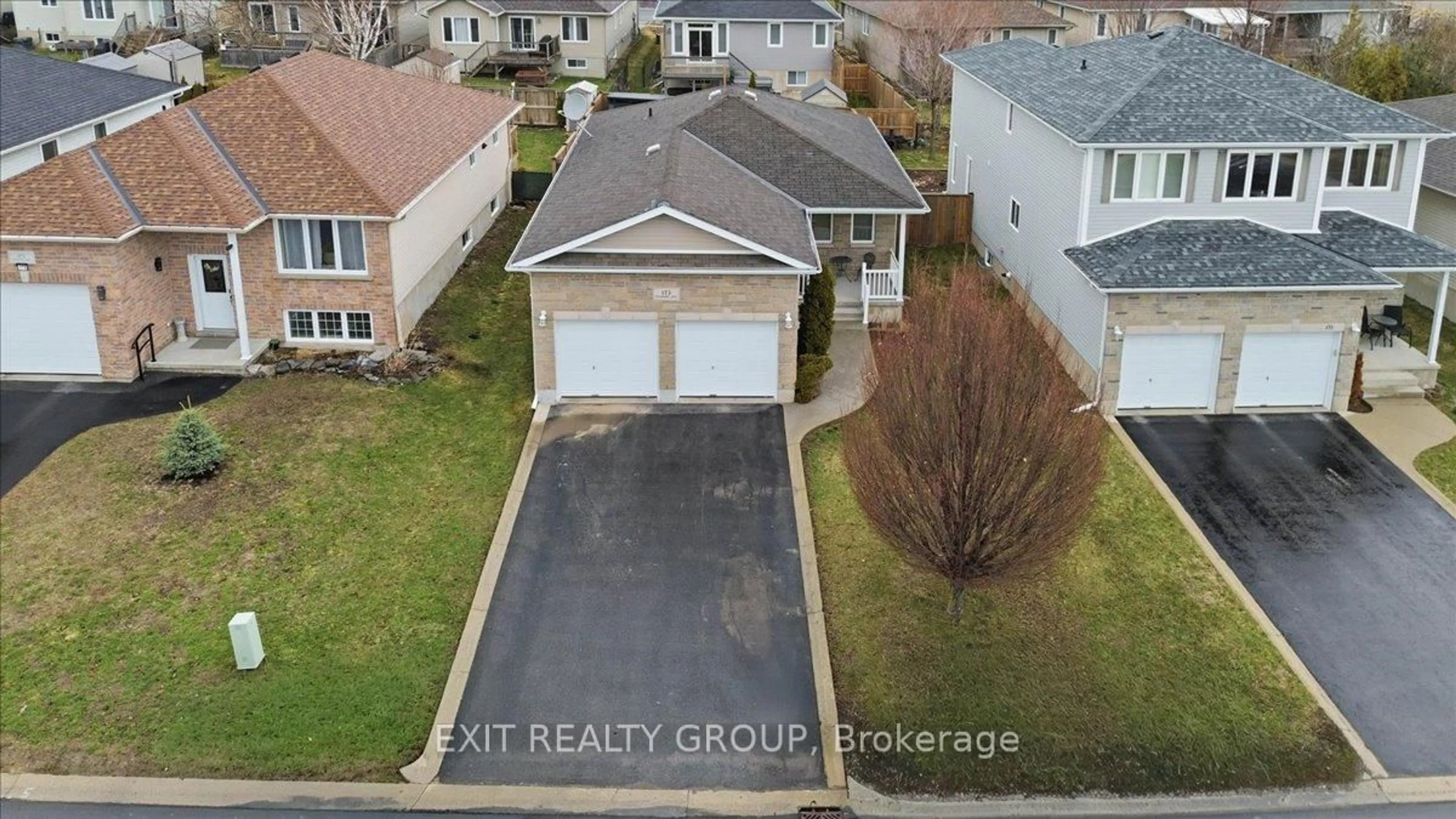 A pic from outside/outdoor area/front of a property/back of a property/a pic from drone, street for 173 Kildare Ave, Loyalist Ontario K7N 1Y6