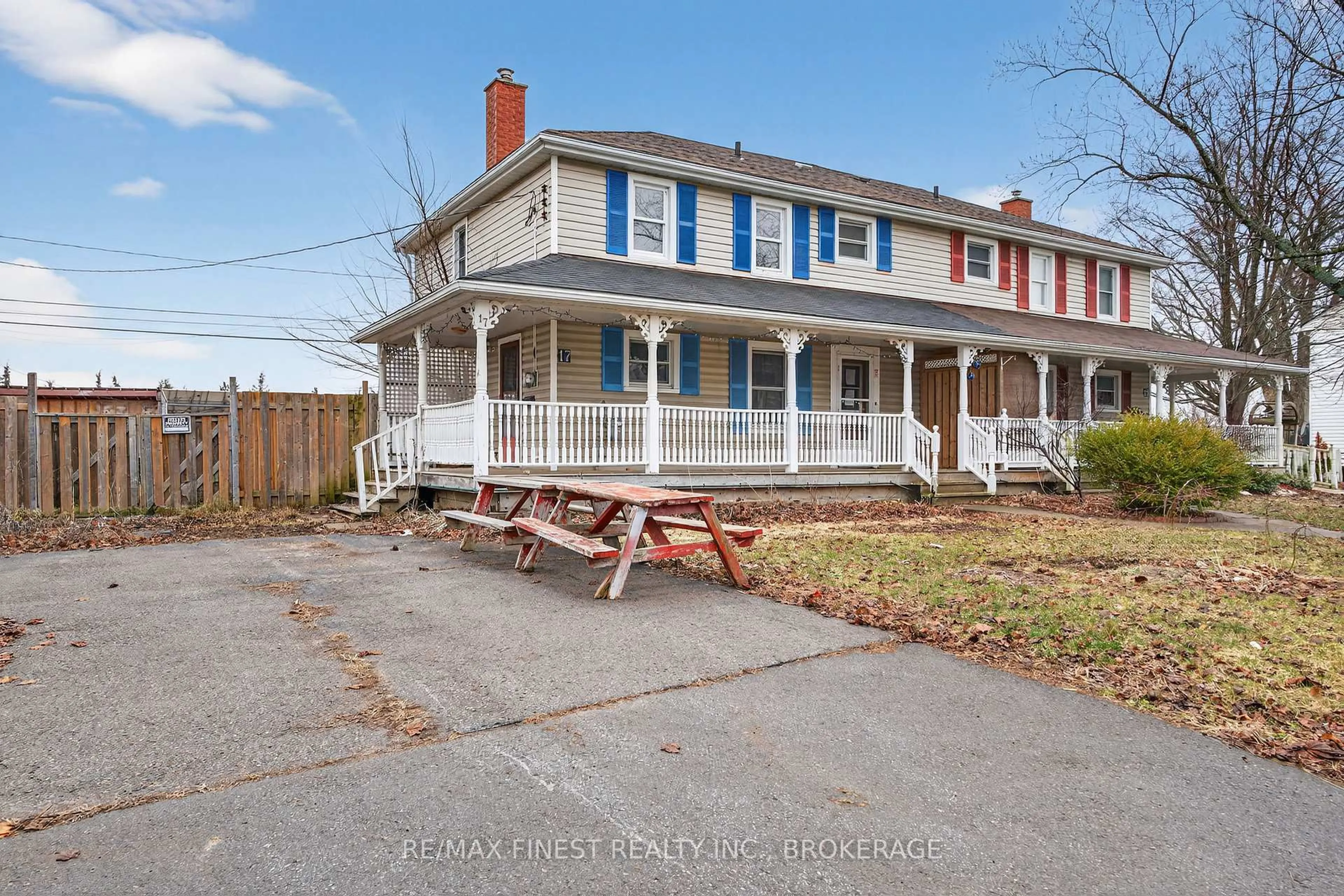 A pic from outside/outdoor area/front of a property/back of a property/a pic from drone, street for 17 London Ave, Prince Edward County Ontario K0K 2T0