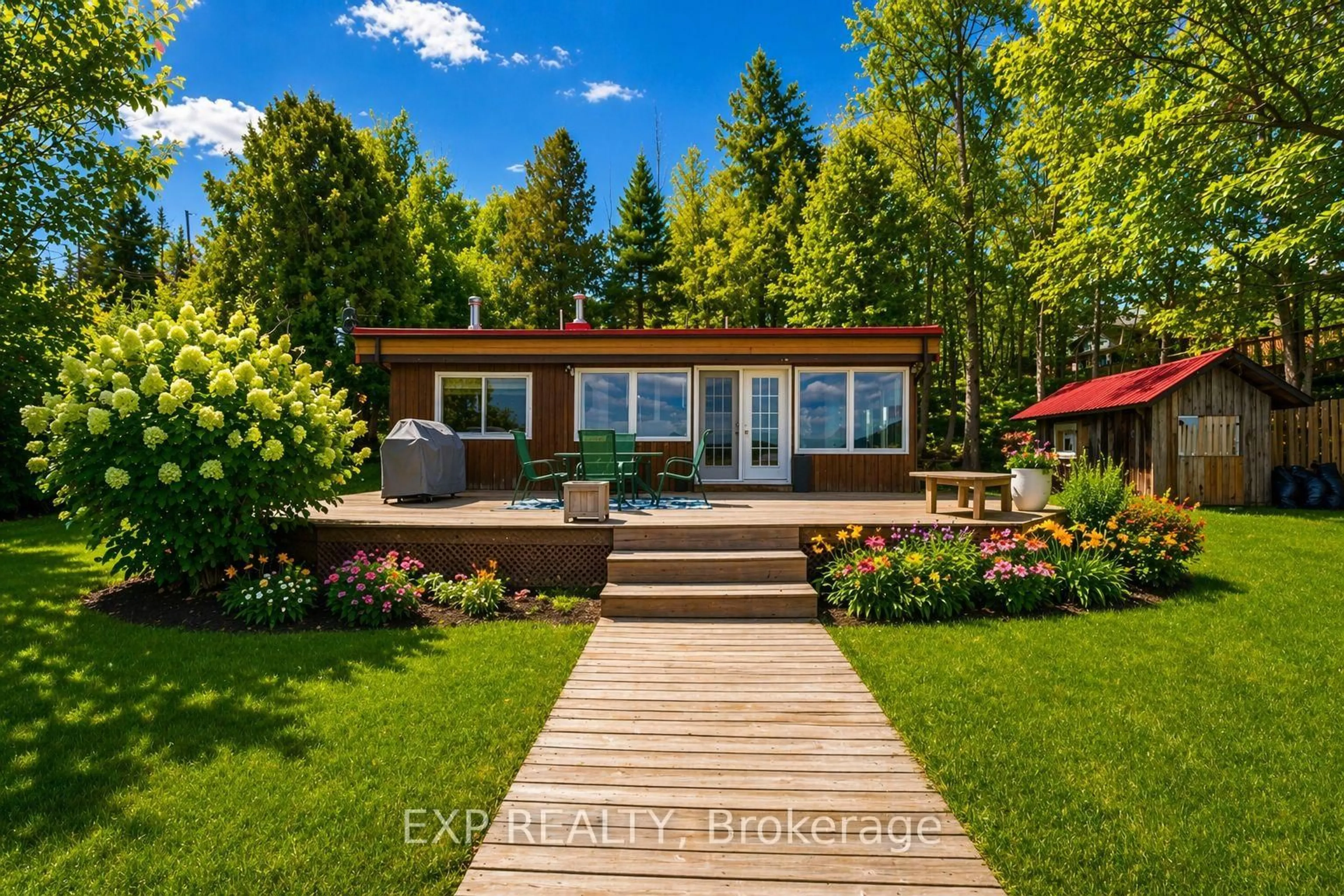 Unknown for 15 Neely St, Ottawa Ontario K0A 1T0