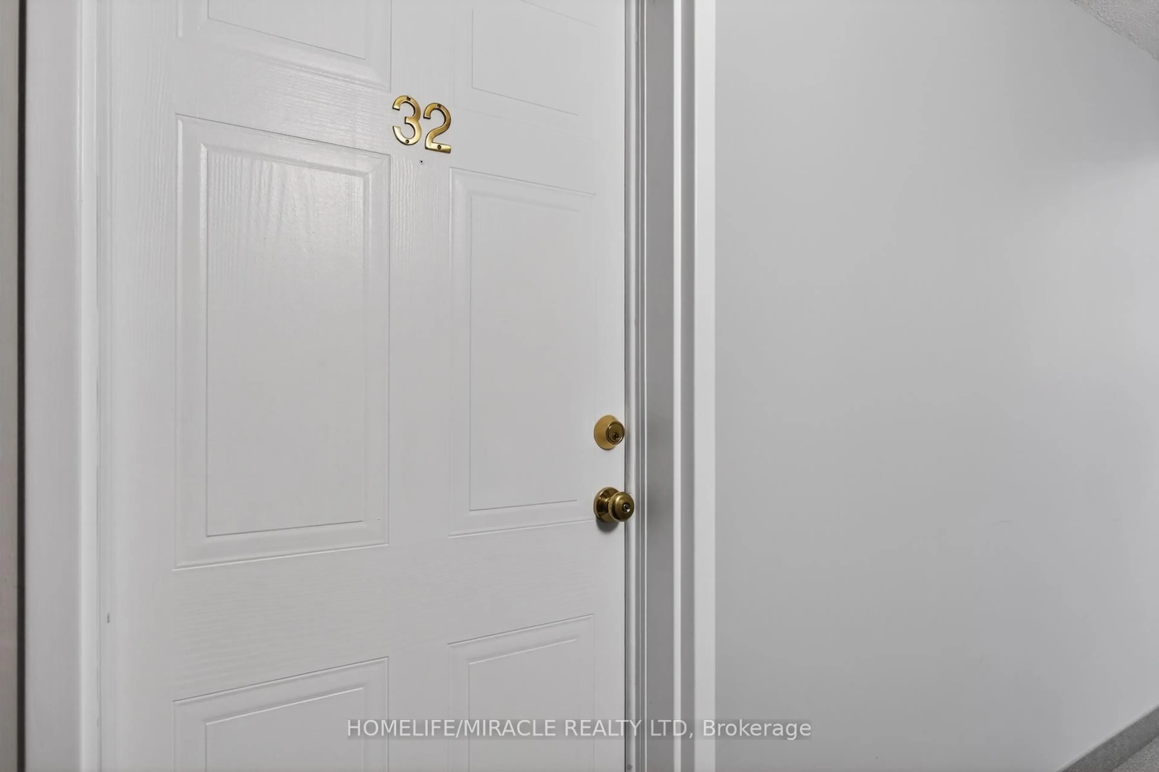 Unknown for 36 Champlain Cres #32, Peterborough Ontario K9L 1T1