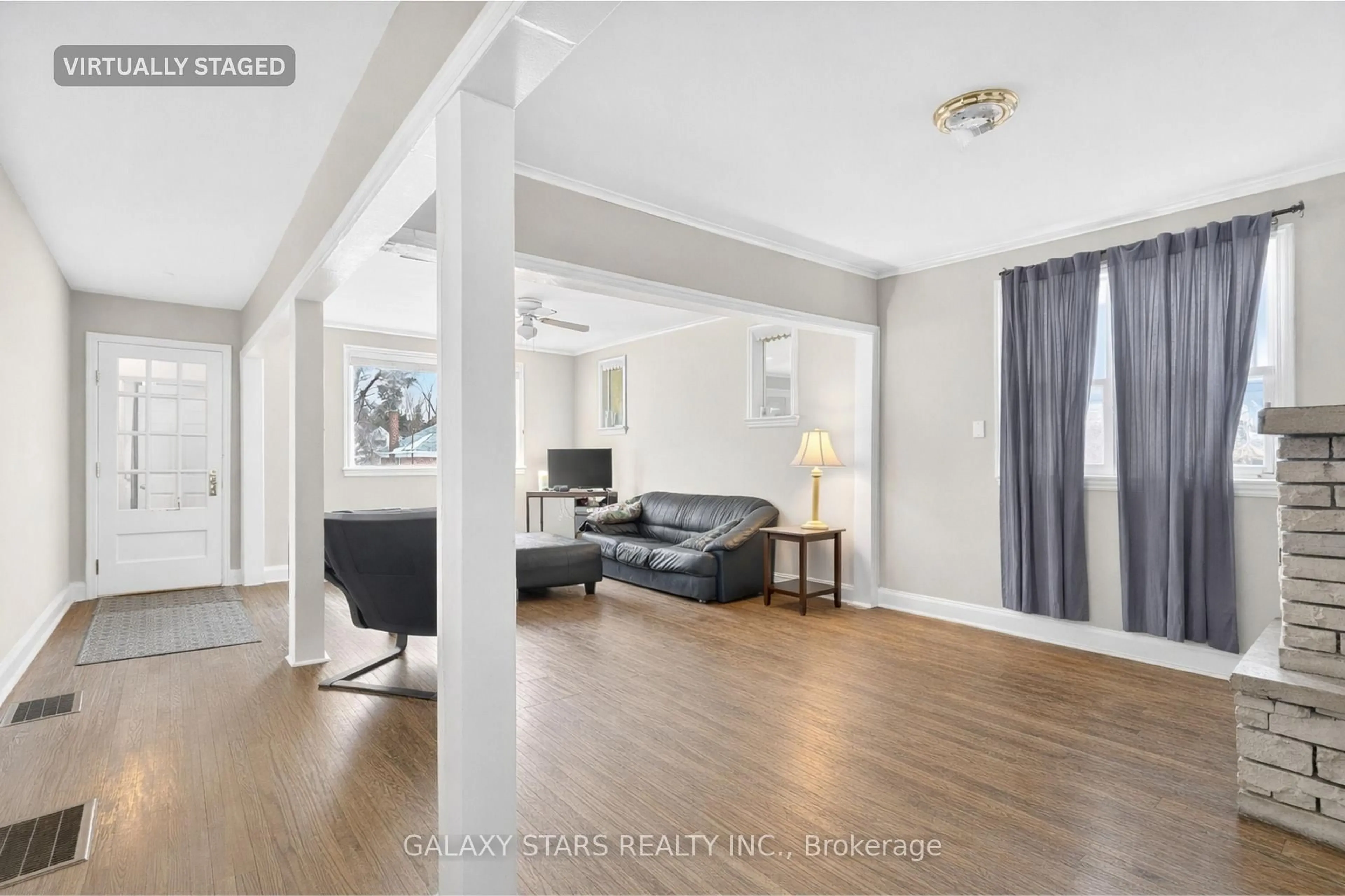 Living room with furniture, unknown for 599 Donegal St, Peterborough Ontario K9H 4M3