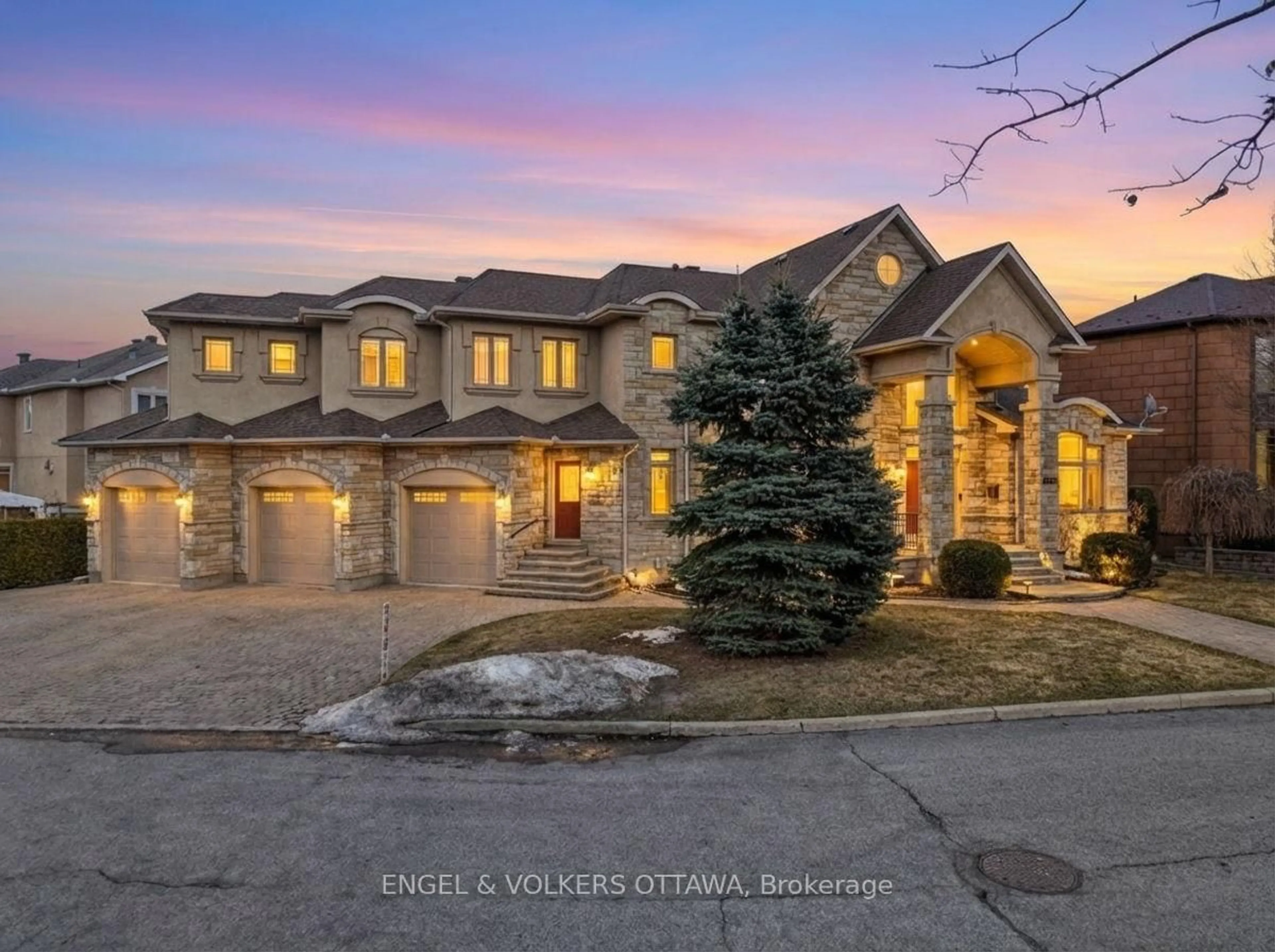 Unknown for 453 Rahul Cres, Ottawa Ontario K2C 4H8