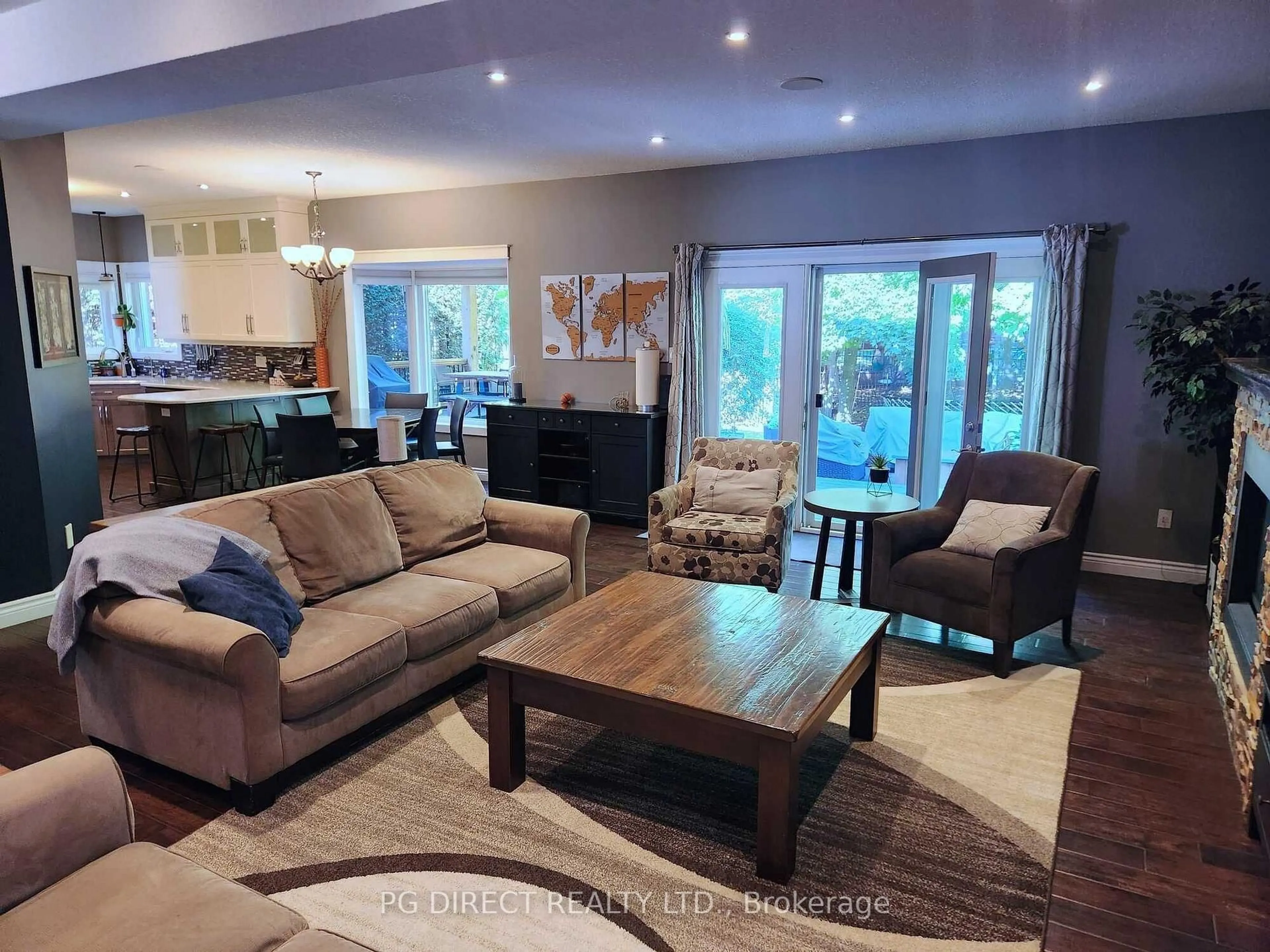 Living room with furniture, unknown for 242 Cheltonwood Cres, Waterloo Ontario N2V 1X9