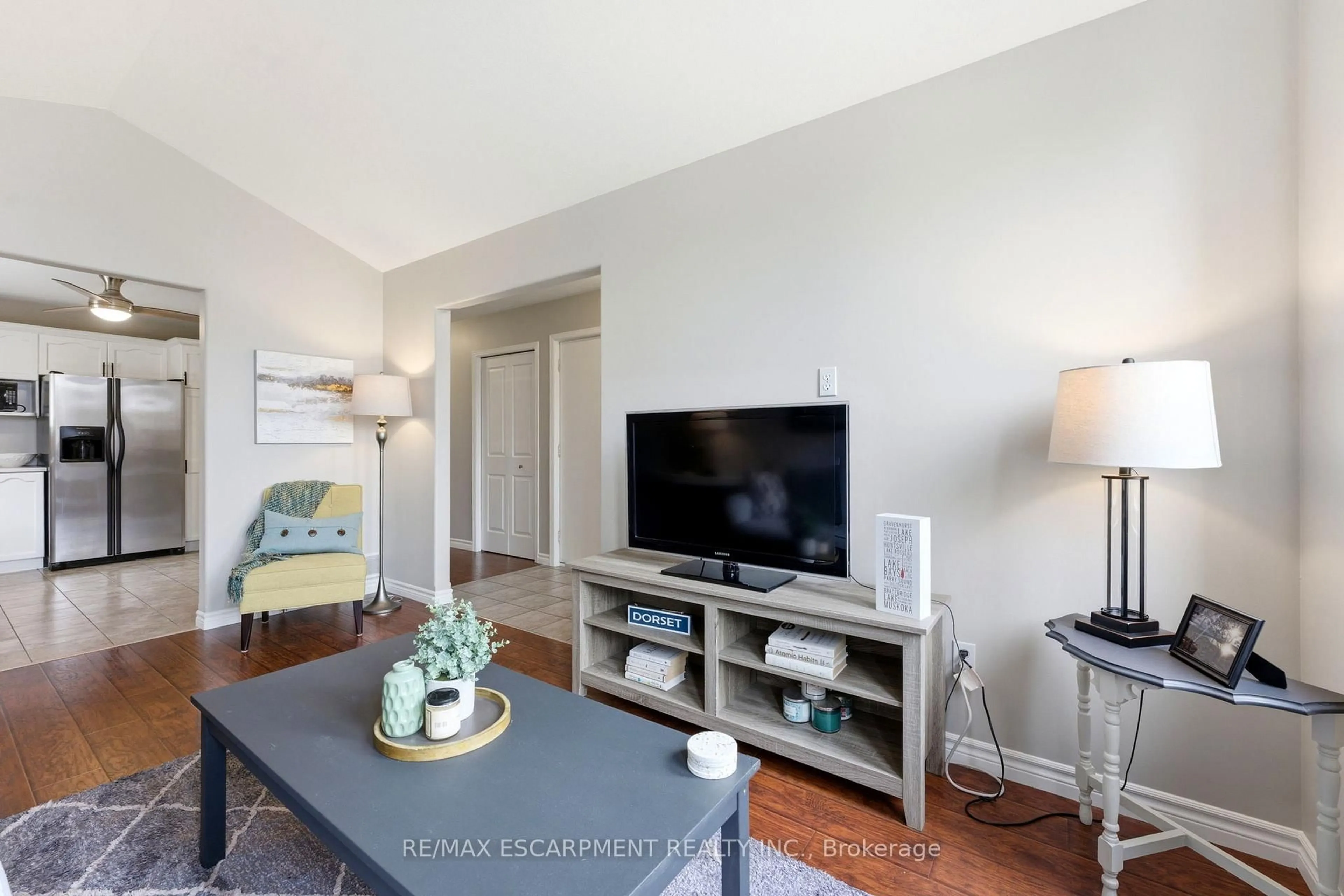 Living room with furniture, unknown for 55 Anastasia Cres, Brantford Ontario N3P 2A9