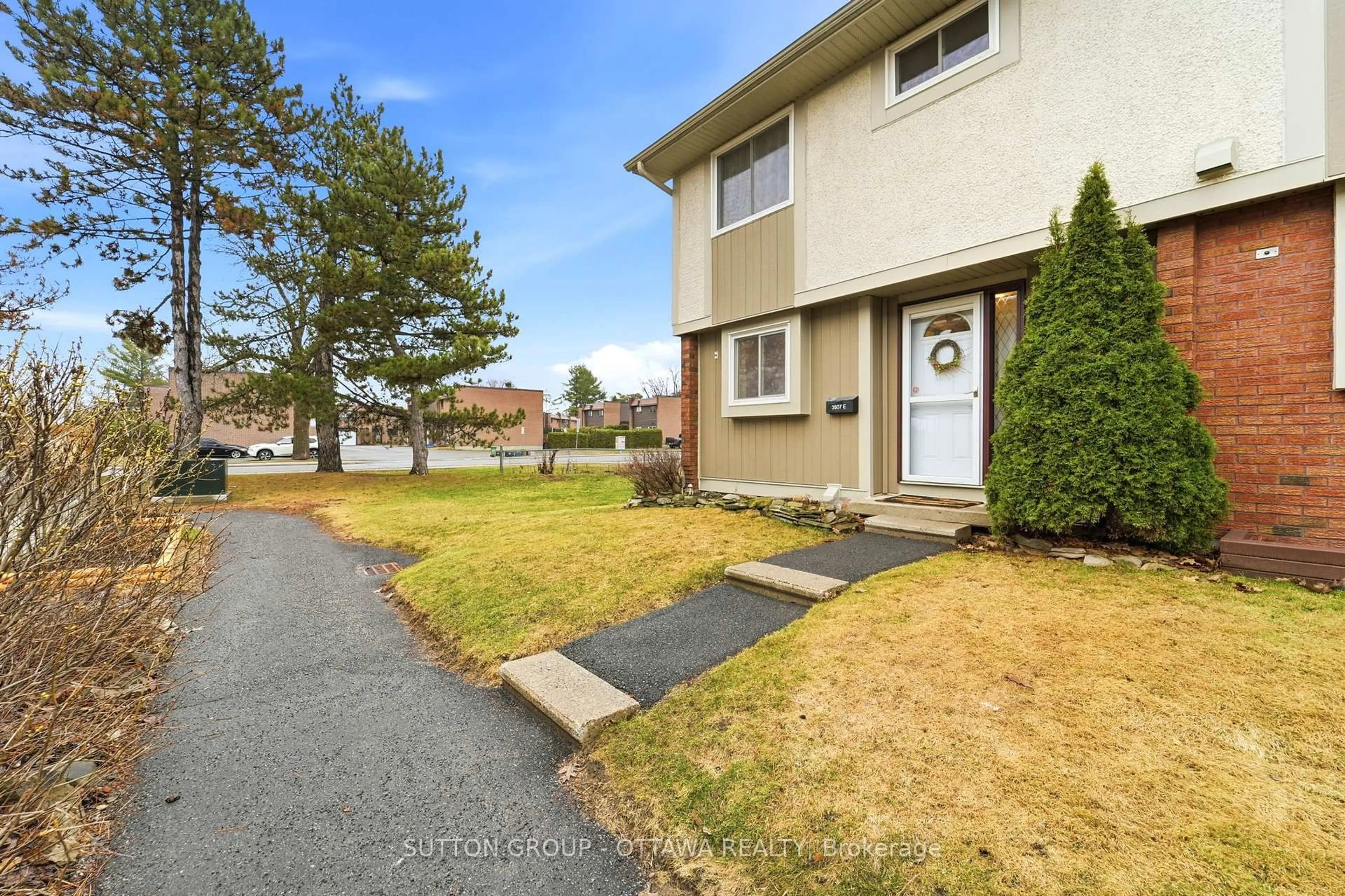 Unknown for 3907E Old Richmond Rd, Ottawa Ontario K2H 8T8