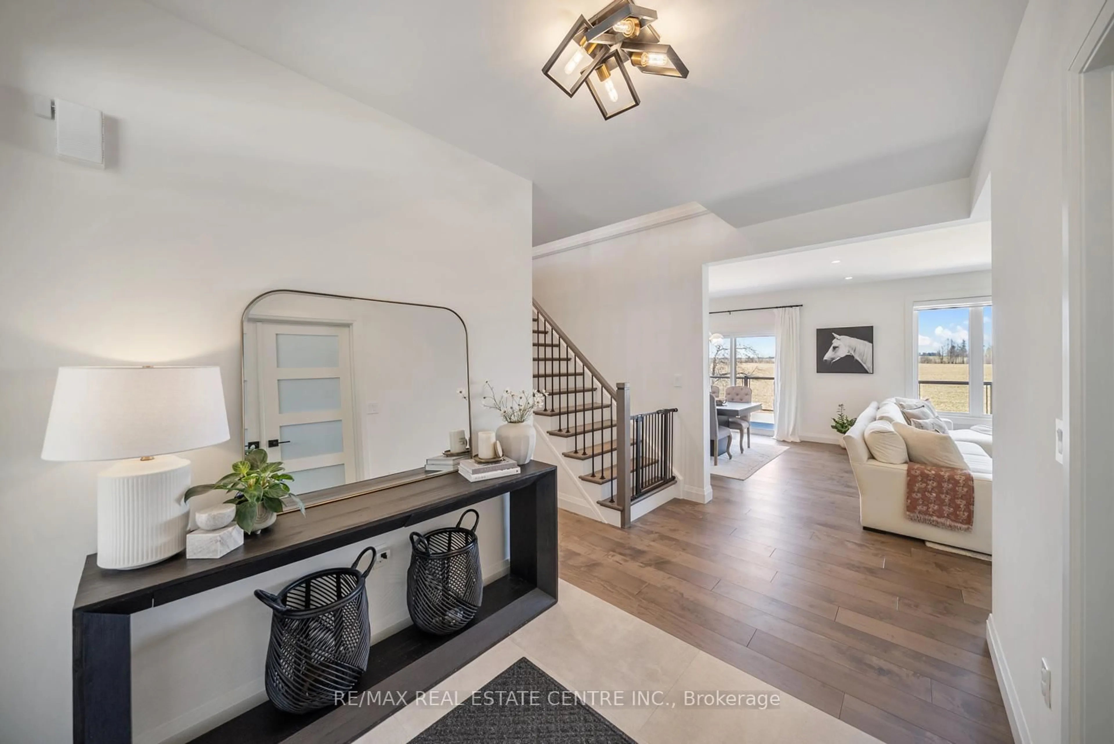 Indoor entryway for 70 Rea Dr, Centre Wellington Ontario N1M 0H5