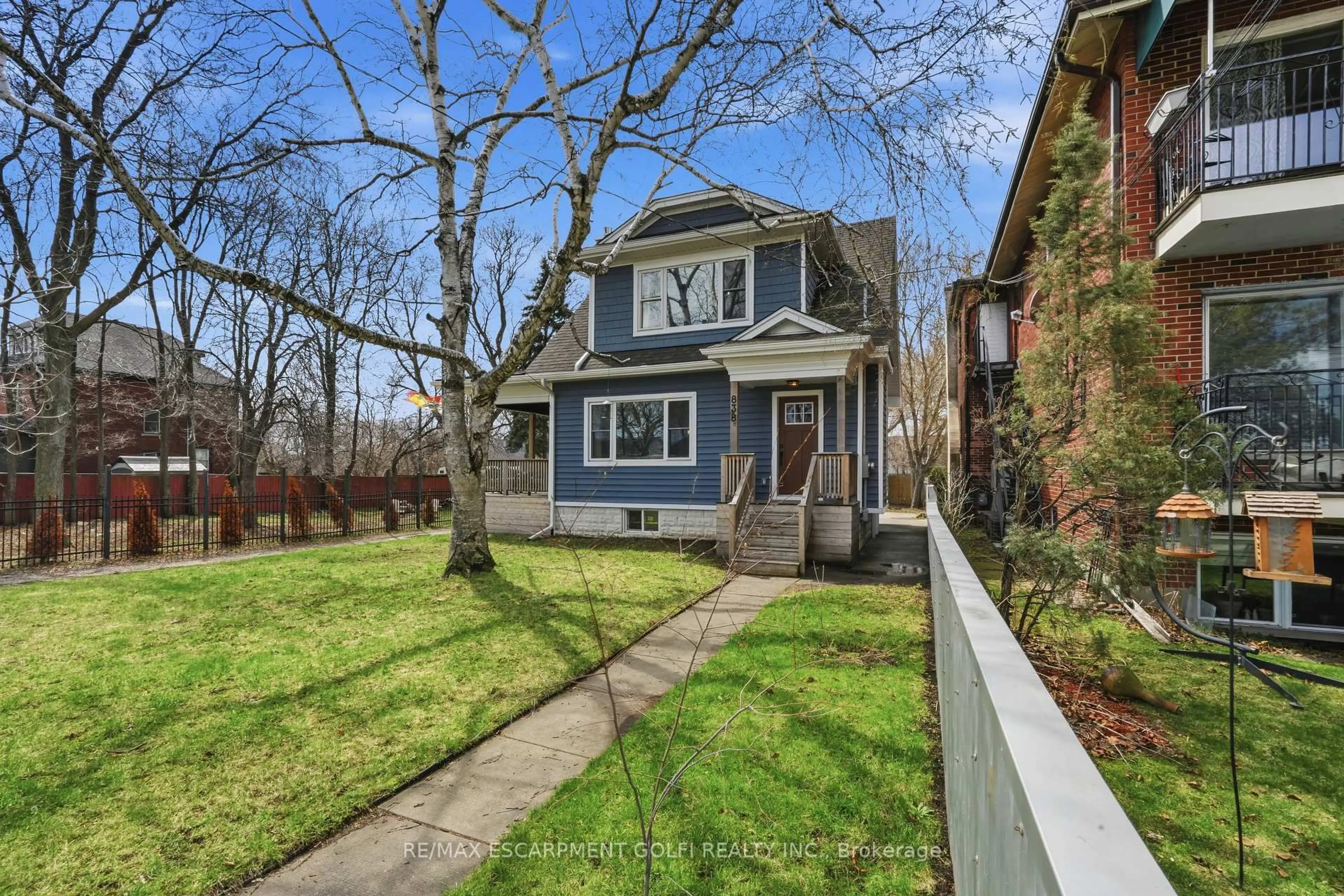 Unknown for 838 BEACH Blvd, Hamilton Ontario L8H 6Z4