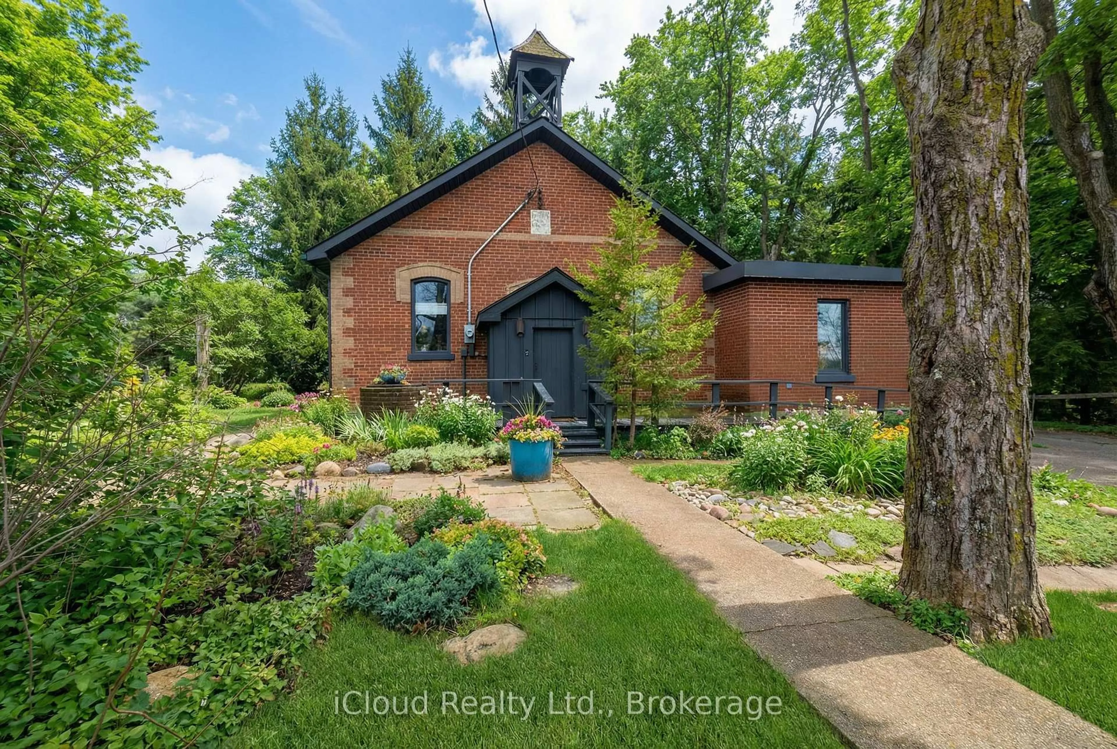 Unknown for 715432 1st Line #EHS, Mono Ontario L9A 1A9