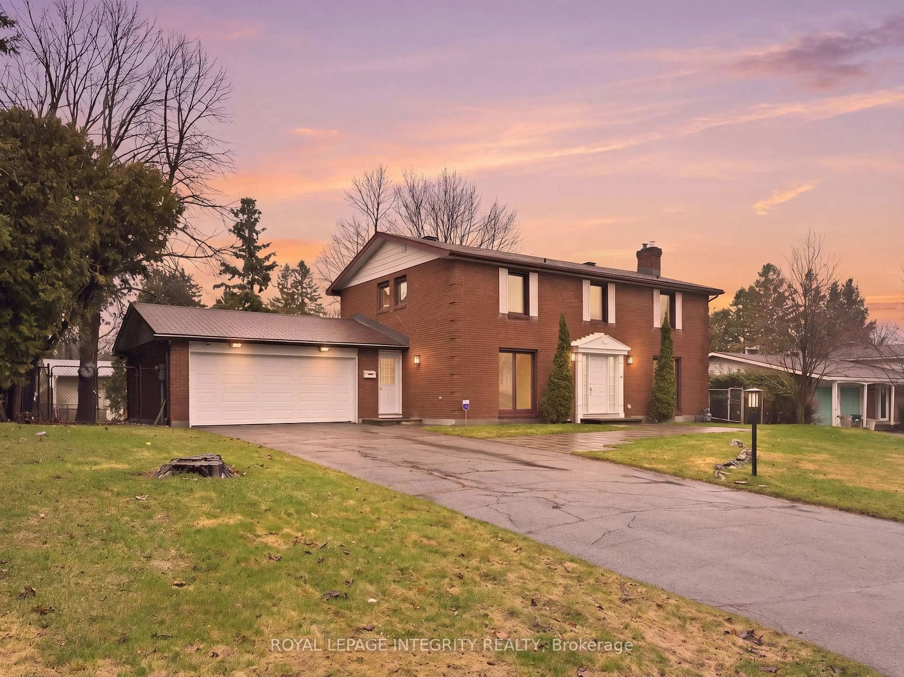 Home with brick exterior material, street for 68 Beaver Rdge, Nepean Ontario K2E 6E4