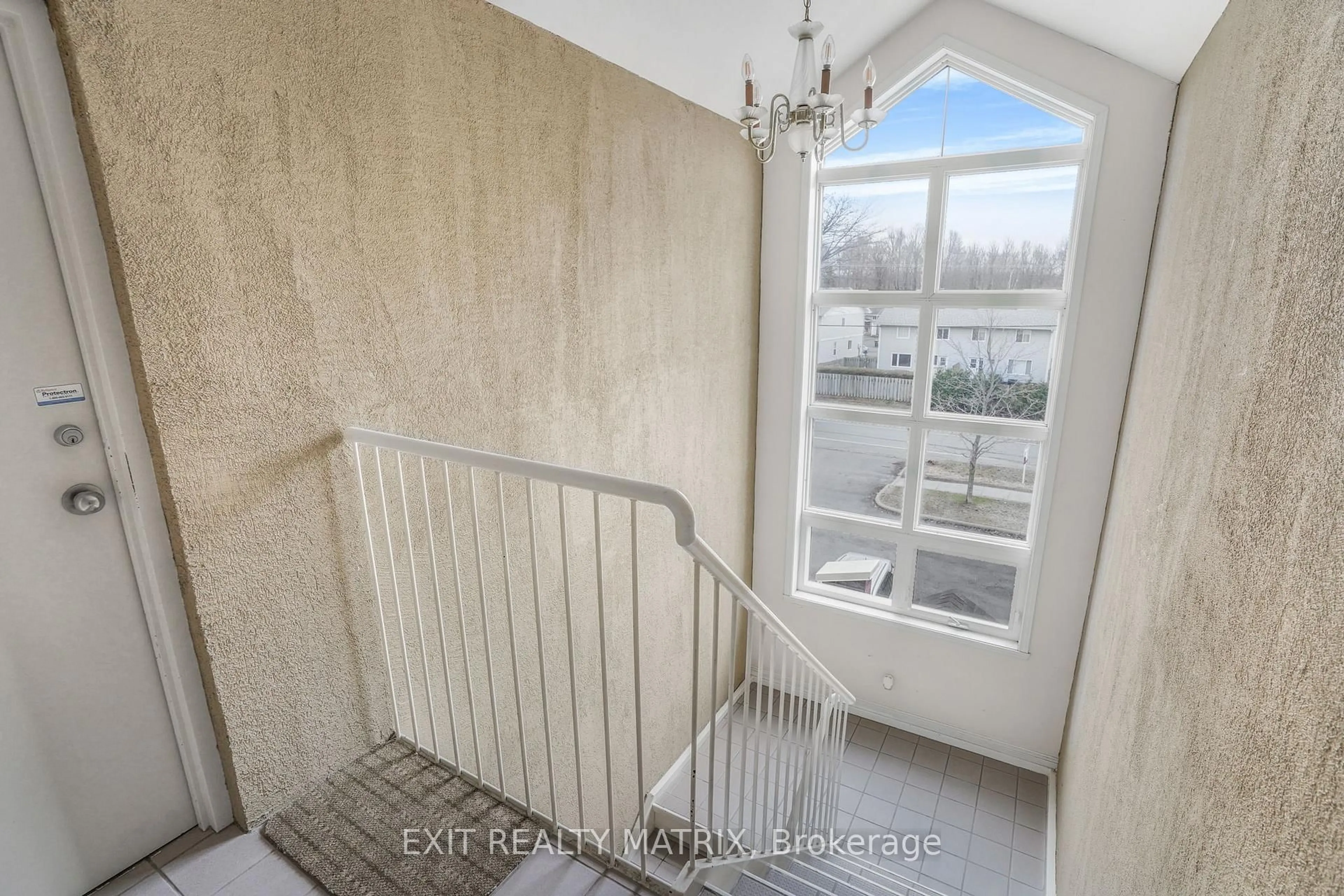 Unknown for 661 Spence Ave #6, Hawkesbury Ontario K6A 3S2