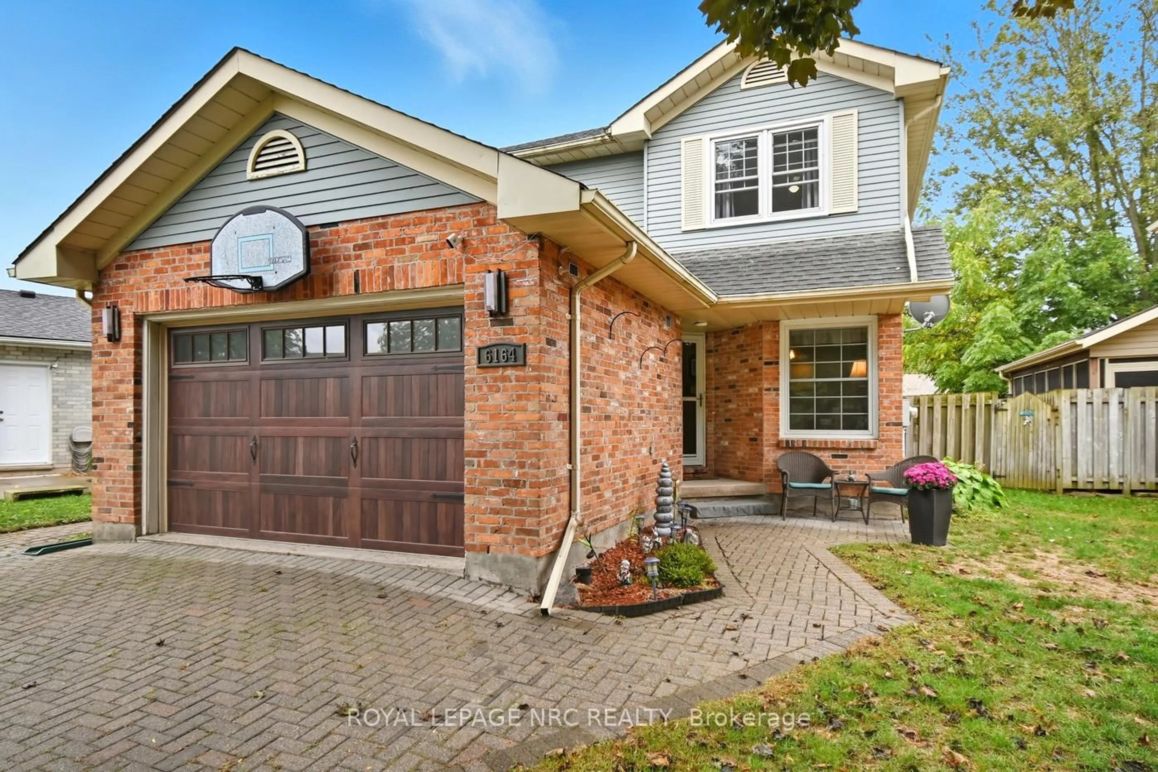 Home with brick exterior material, street for 6164 Crimson Dr, Niagara Falls Ontario L2G 7S4