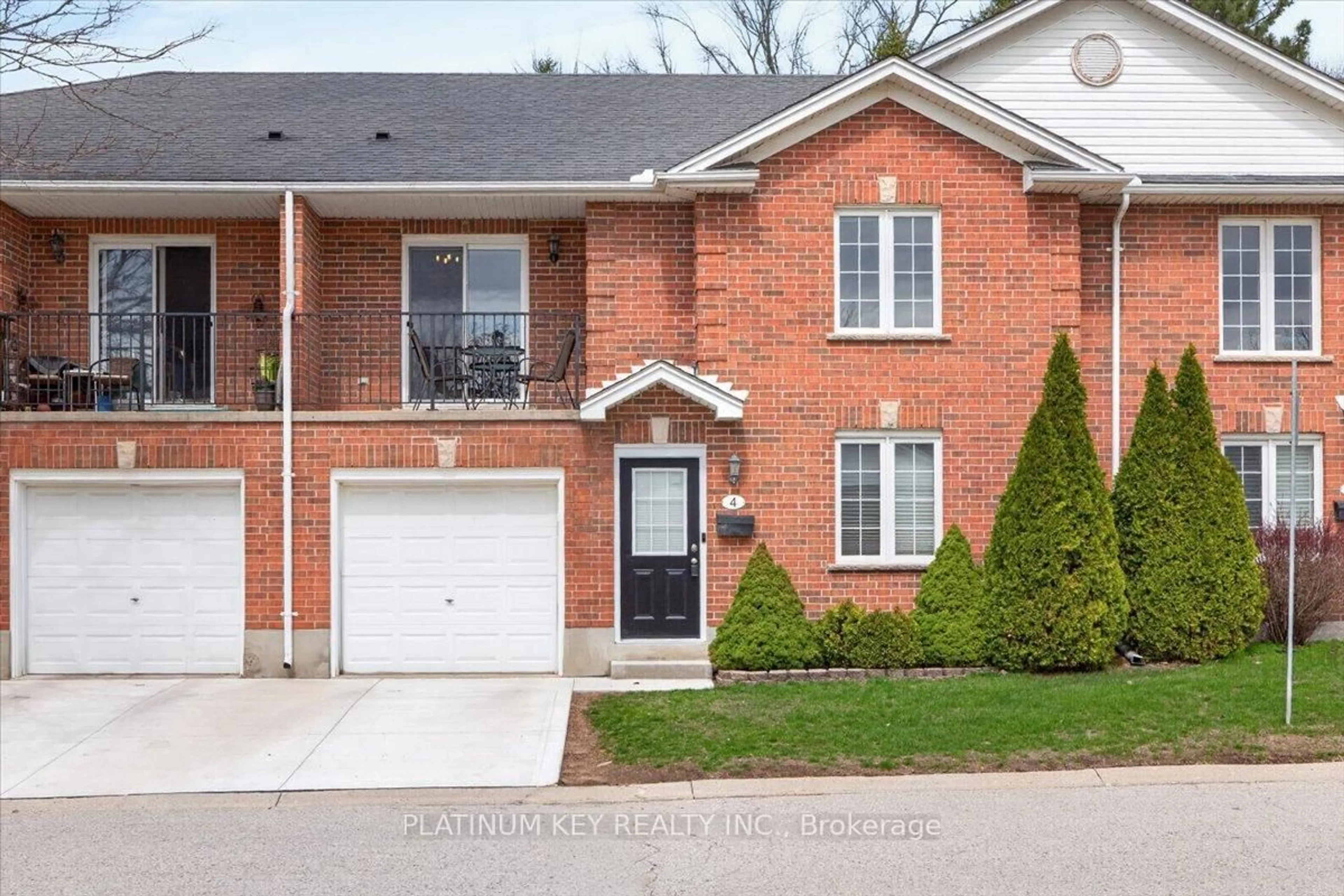 Home with brick exterior material, street for 1077 Hamilton Rd #4, London East Ontario N5W 6G3