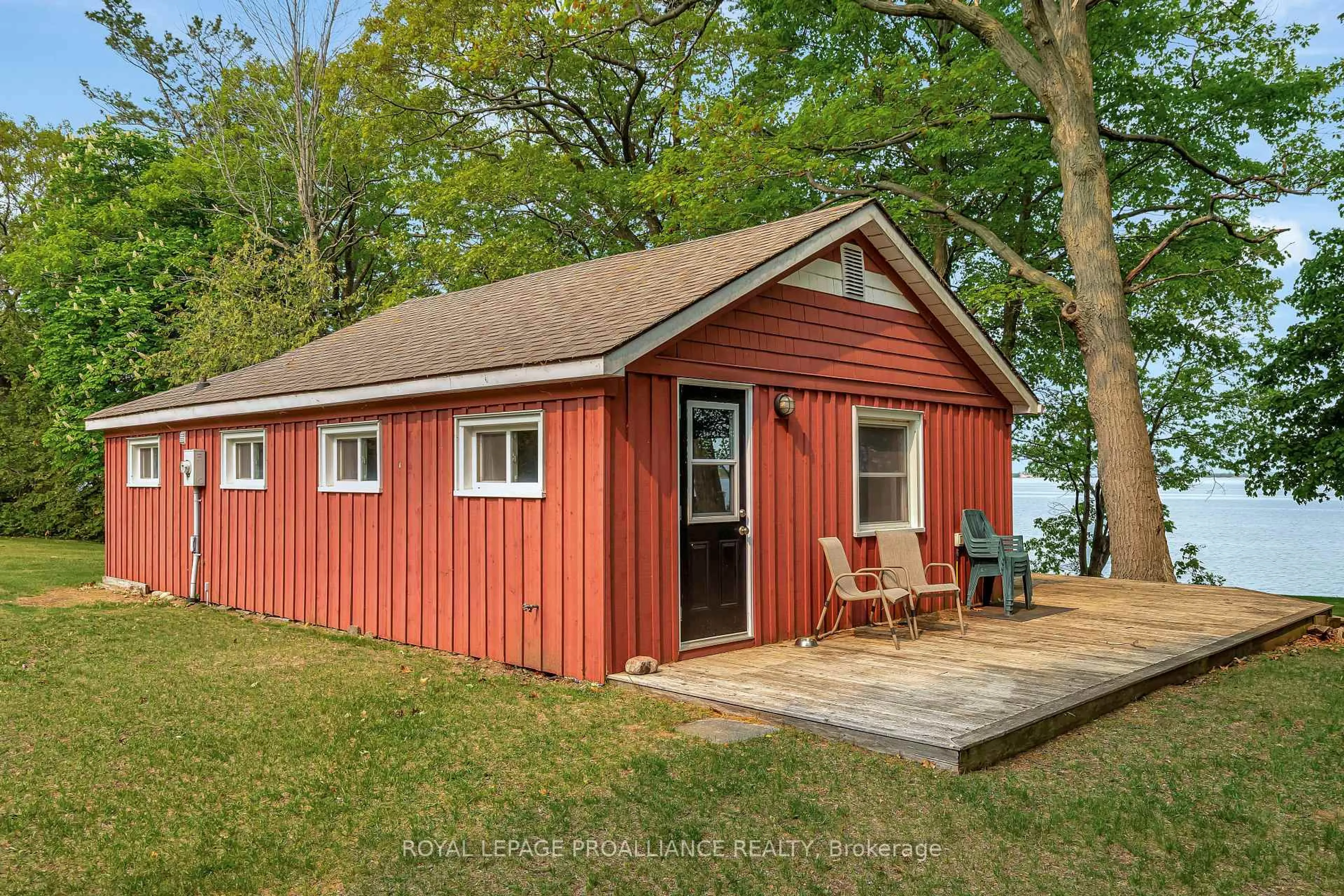 Shed for 27 Thrush Lane, Prince Edward County Ontario K0K 2T0