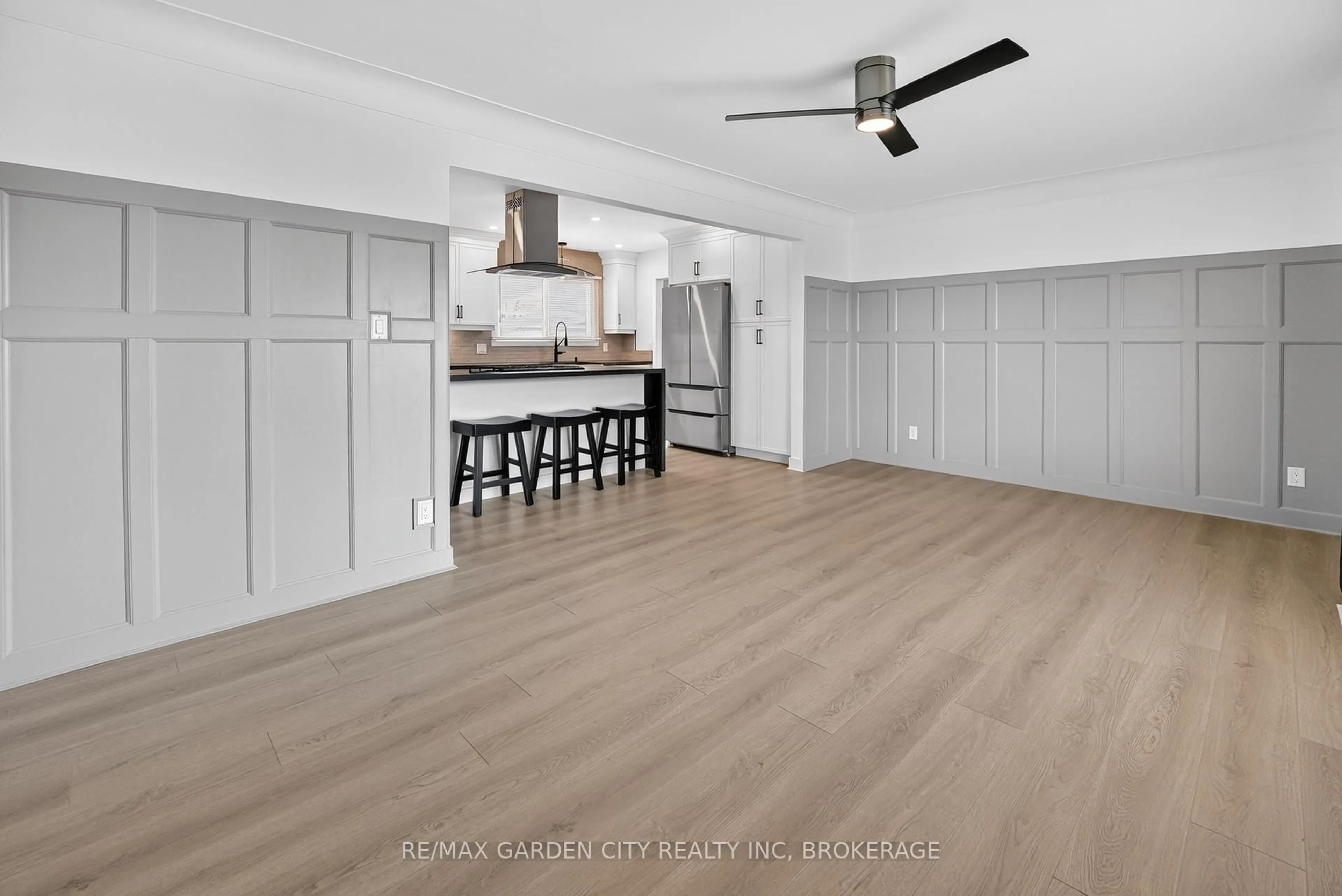 Open concept kitchen, unknown for 77 Balmoral Ave, Welland Ontario L3B 1S5