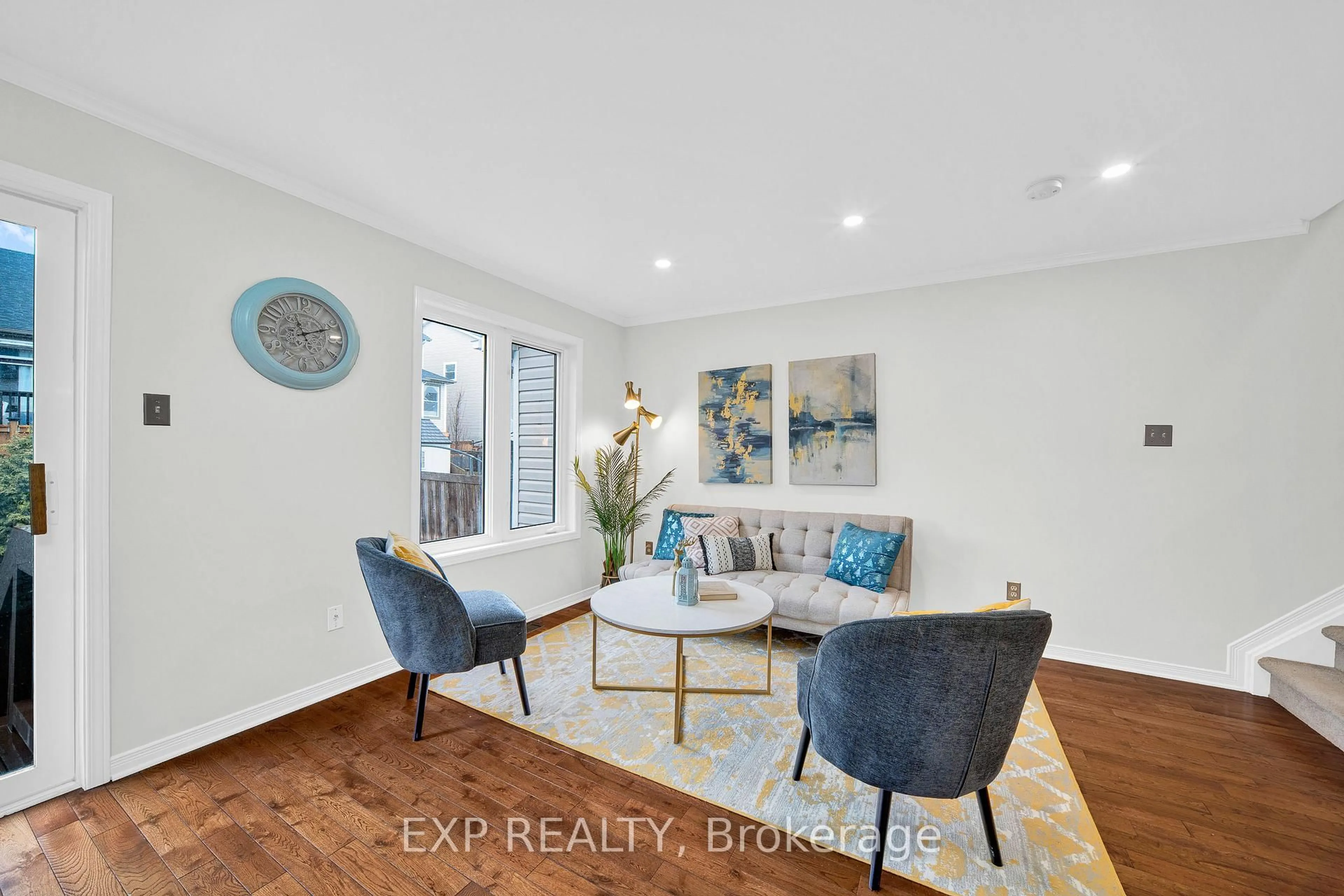 Living room with furniture, unknown for 436 Claridge Dr, Ottawa Ontario K2J 5J2