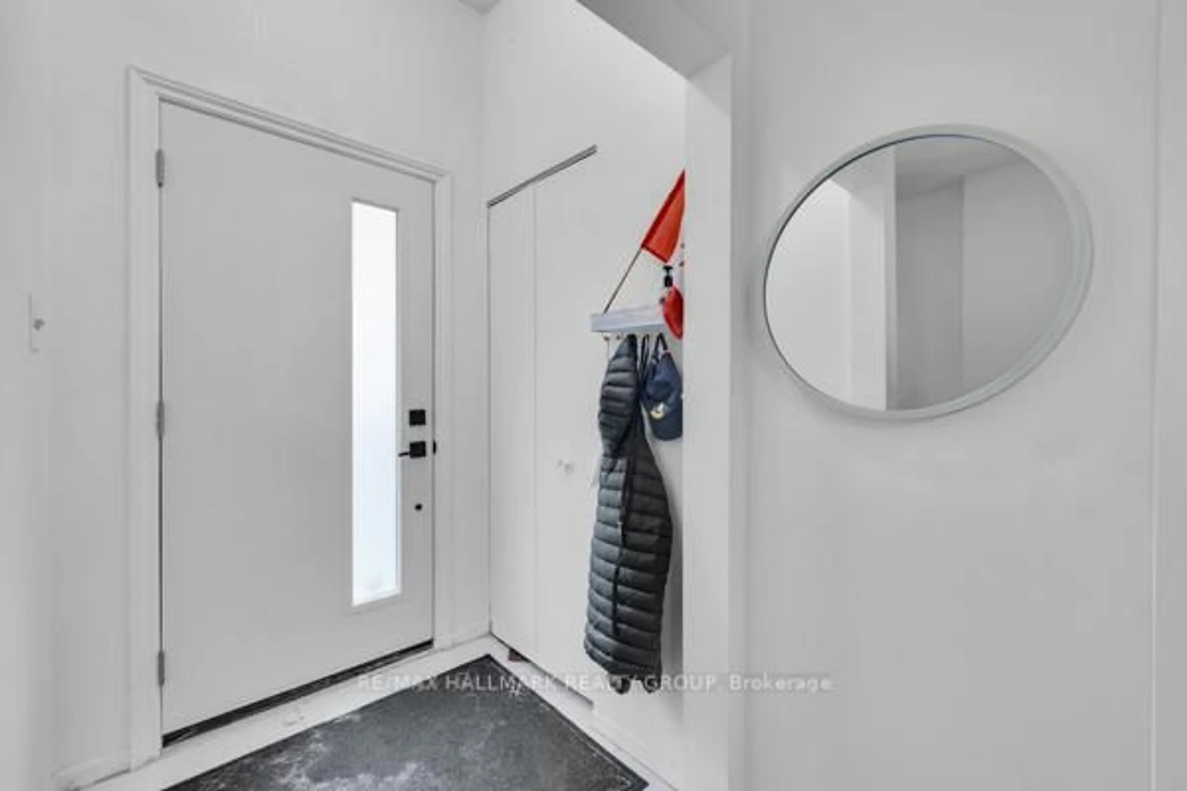 Indoor entryway for 69 Blackburn Ave, Ottawa Ontario K1N 8A4