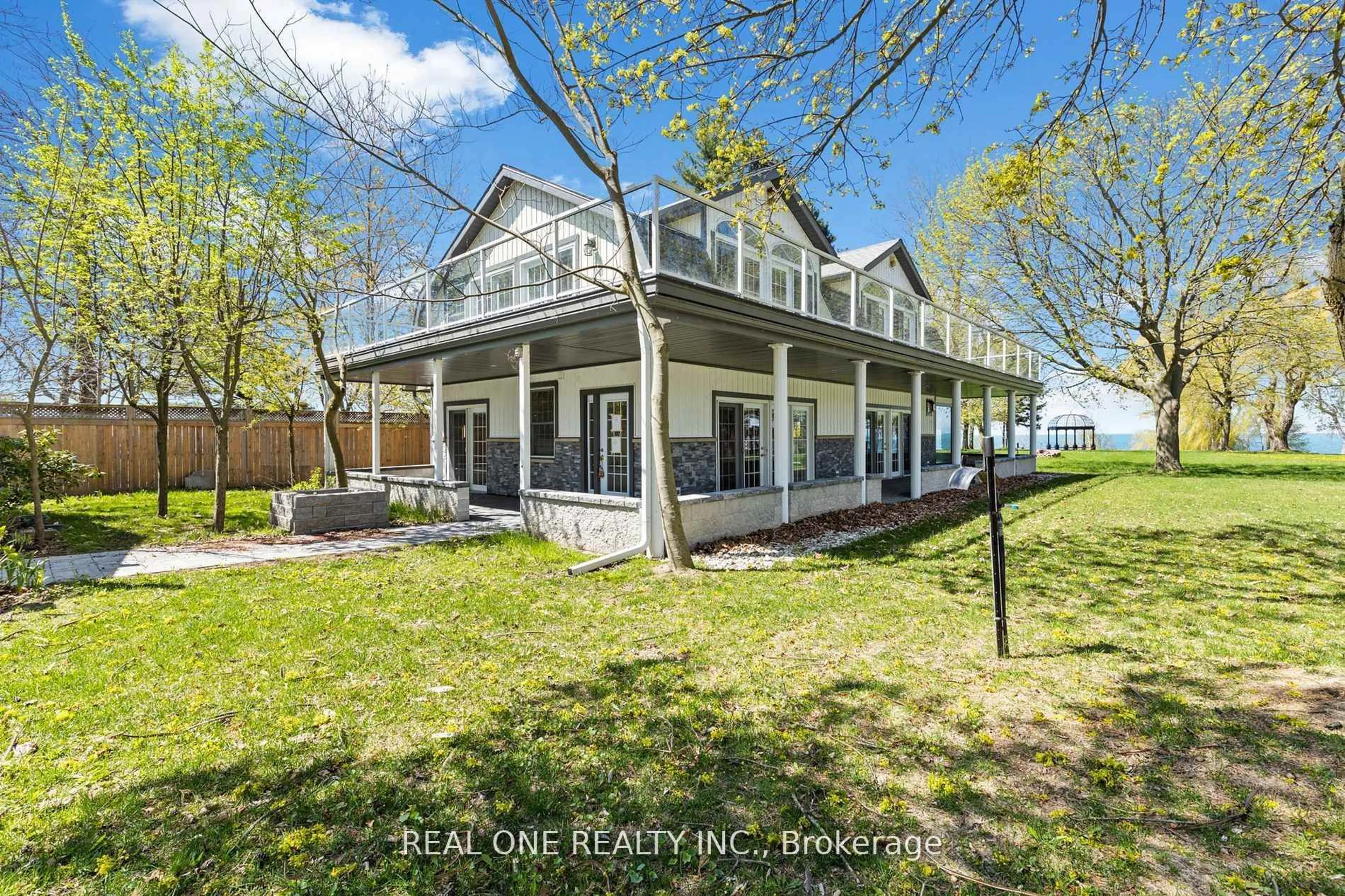 A pic from outside/outdoor area/front of a property/back of a property/a pic from drone, water/lake/river/ocean view for 12 Firelane 13A Lane, Niagara-on-the-Lake Ontario L0S 1J0