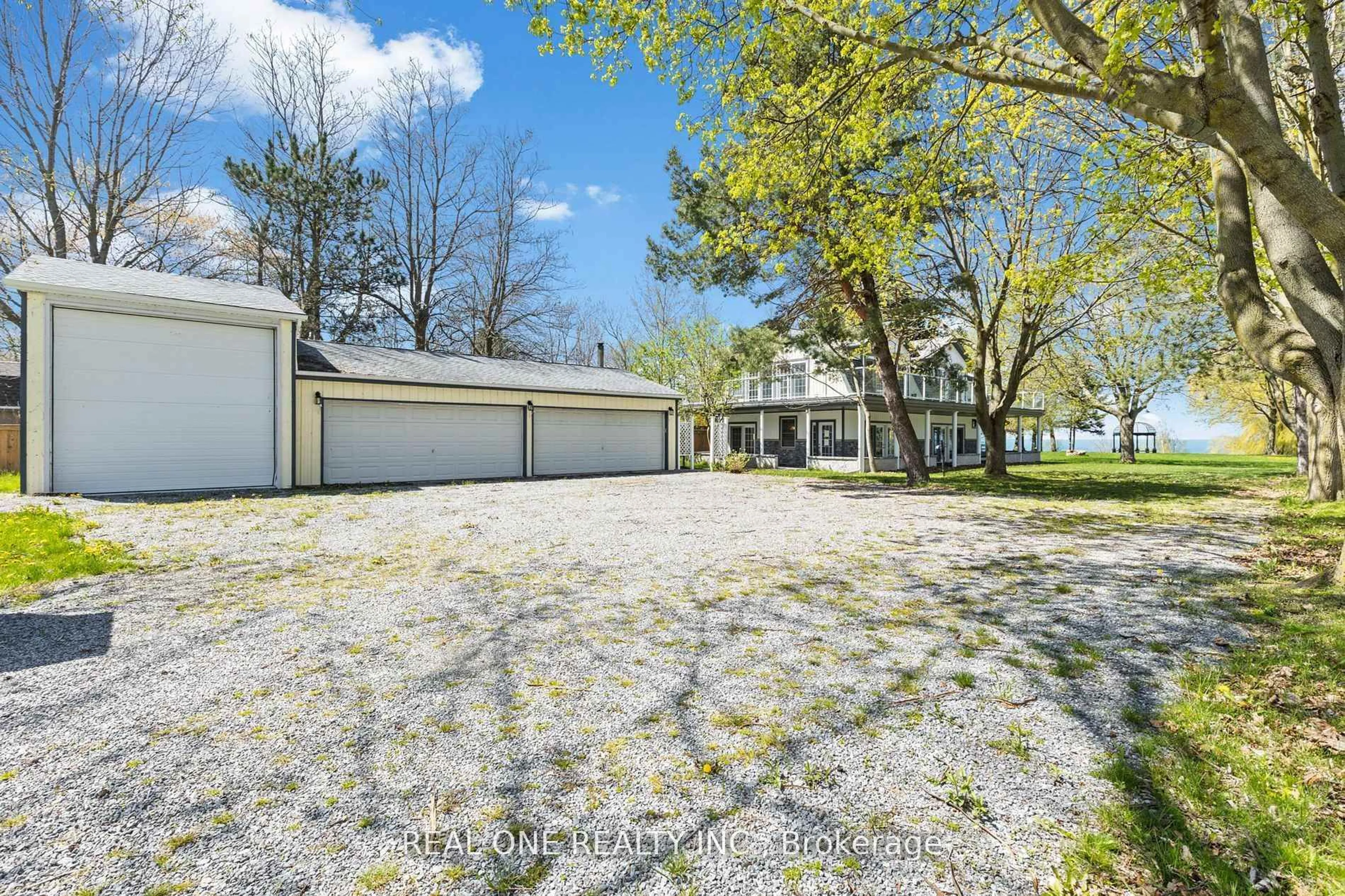 A pic from outside/outdoor area/front of a property/back of a property/a pic from drone, unknown for 12 Firelane 13A Lane, Niagara-on-the-Lake Ontario L0S 1J0