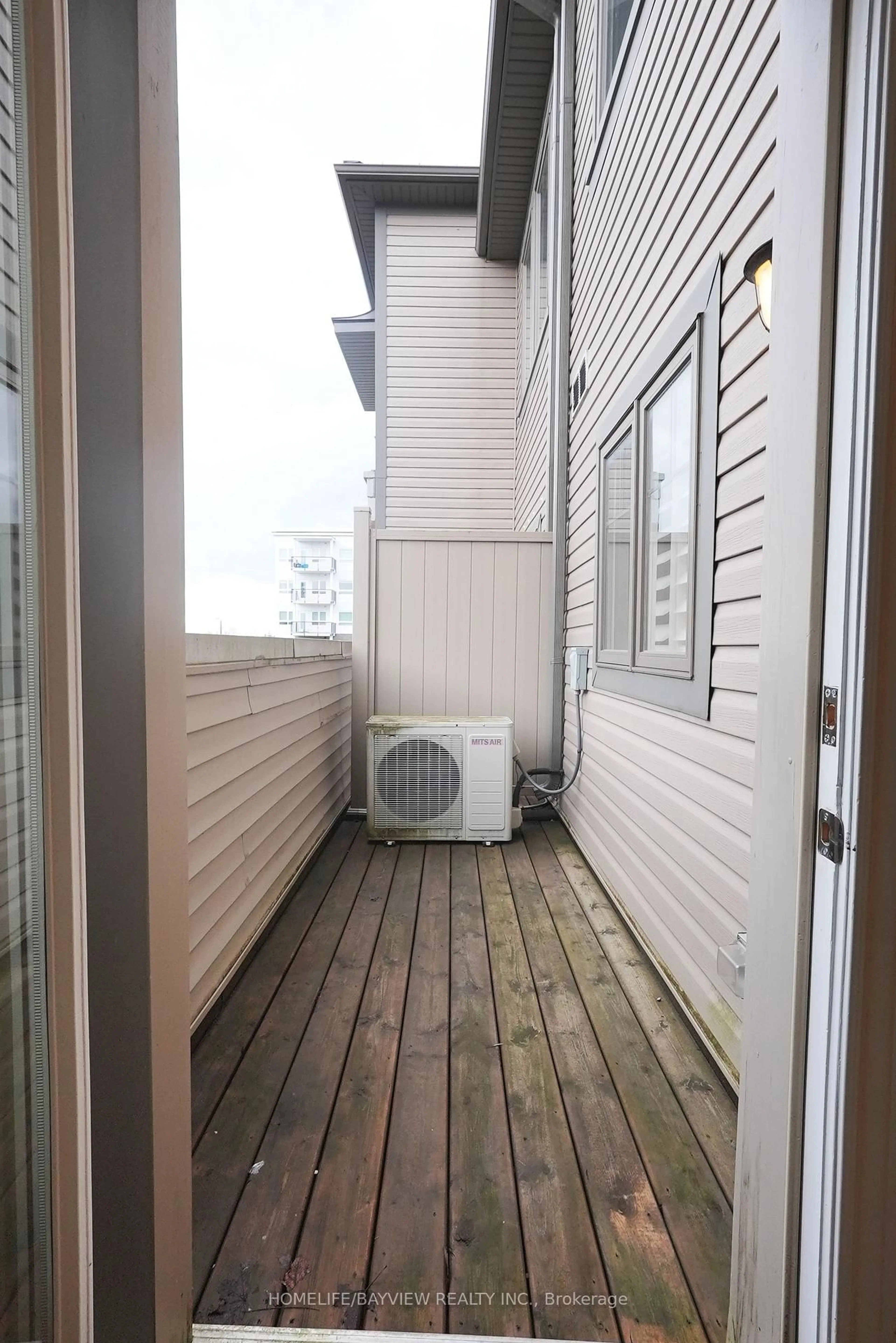 Balcony in the apartment, street for 70 Willowrun Dr #B1, Kitchener Ontario N2A 0J3