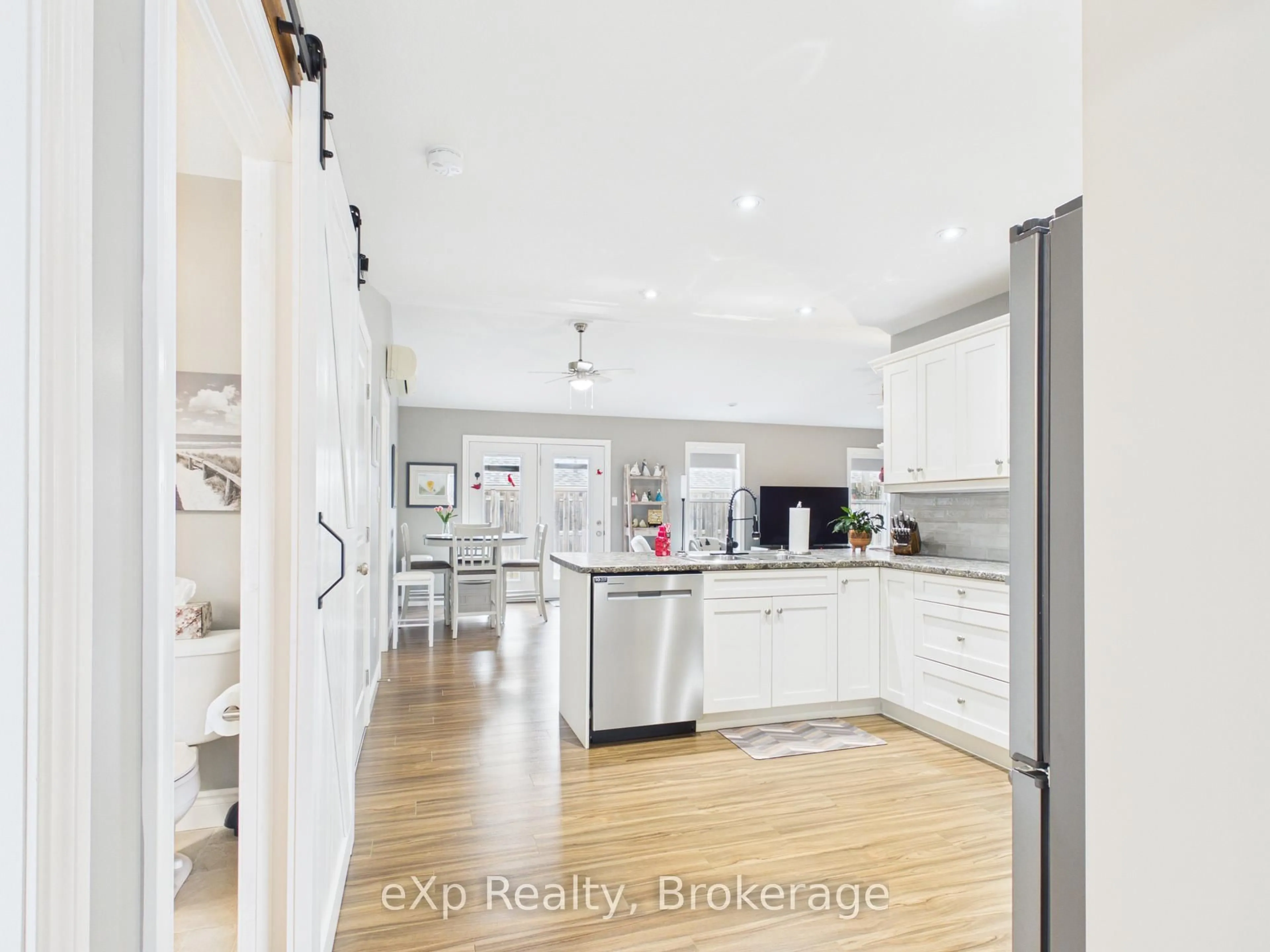 Open concept kitchen, unknown for 264 Saratoga Rd #25, Kincardine Ontario N2Z 0C8