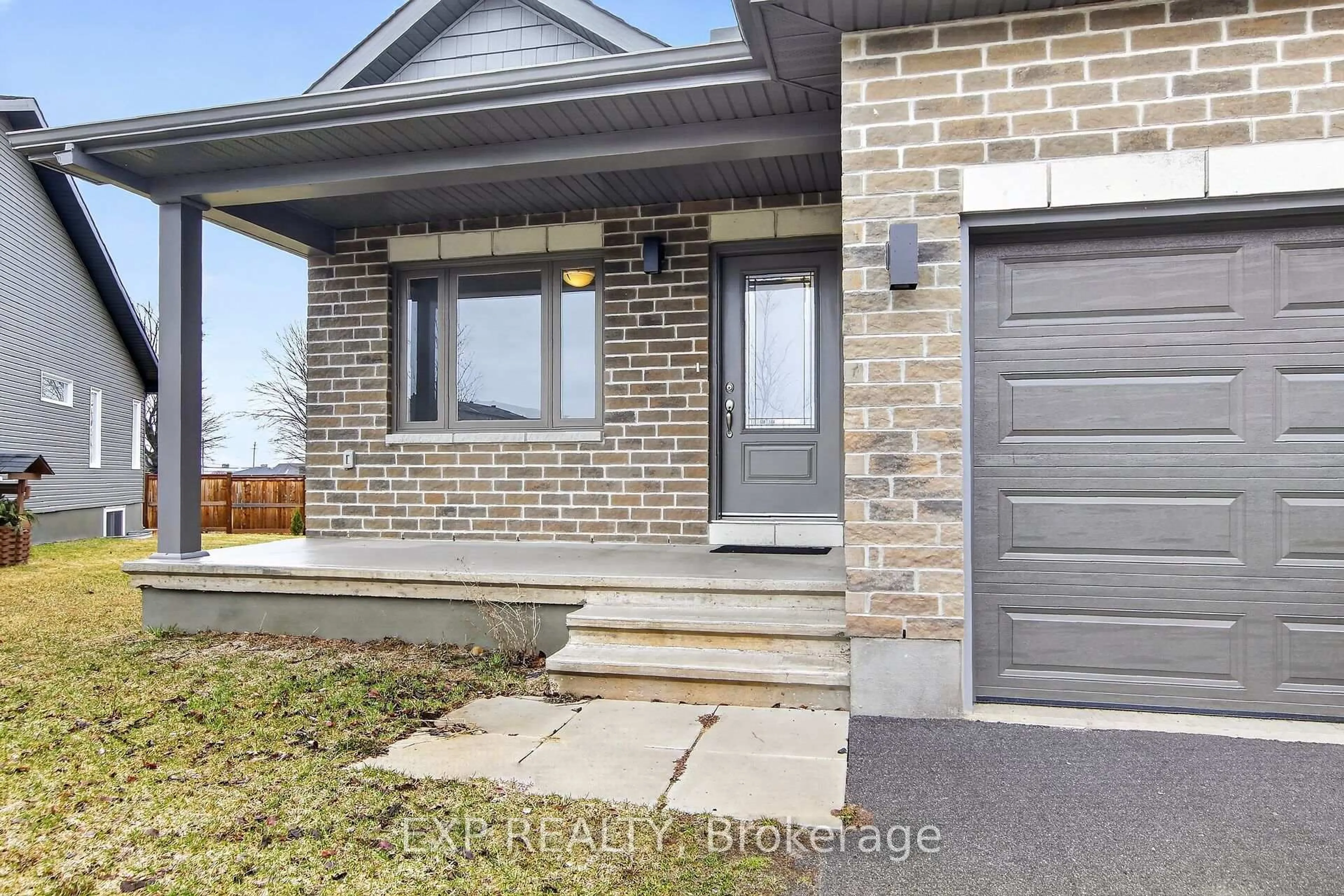 Home with brick exterior material, street for 15 Seabert Dr, Arnprior Ontario K7S 0H9