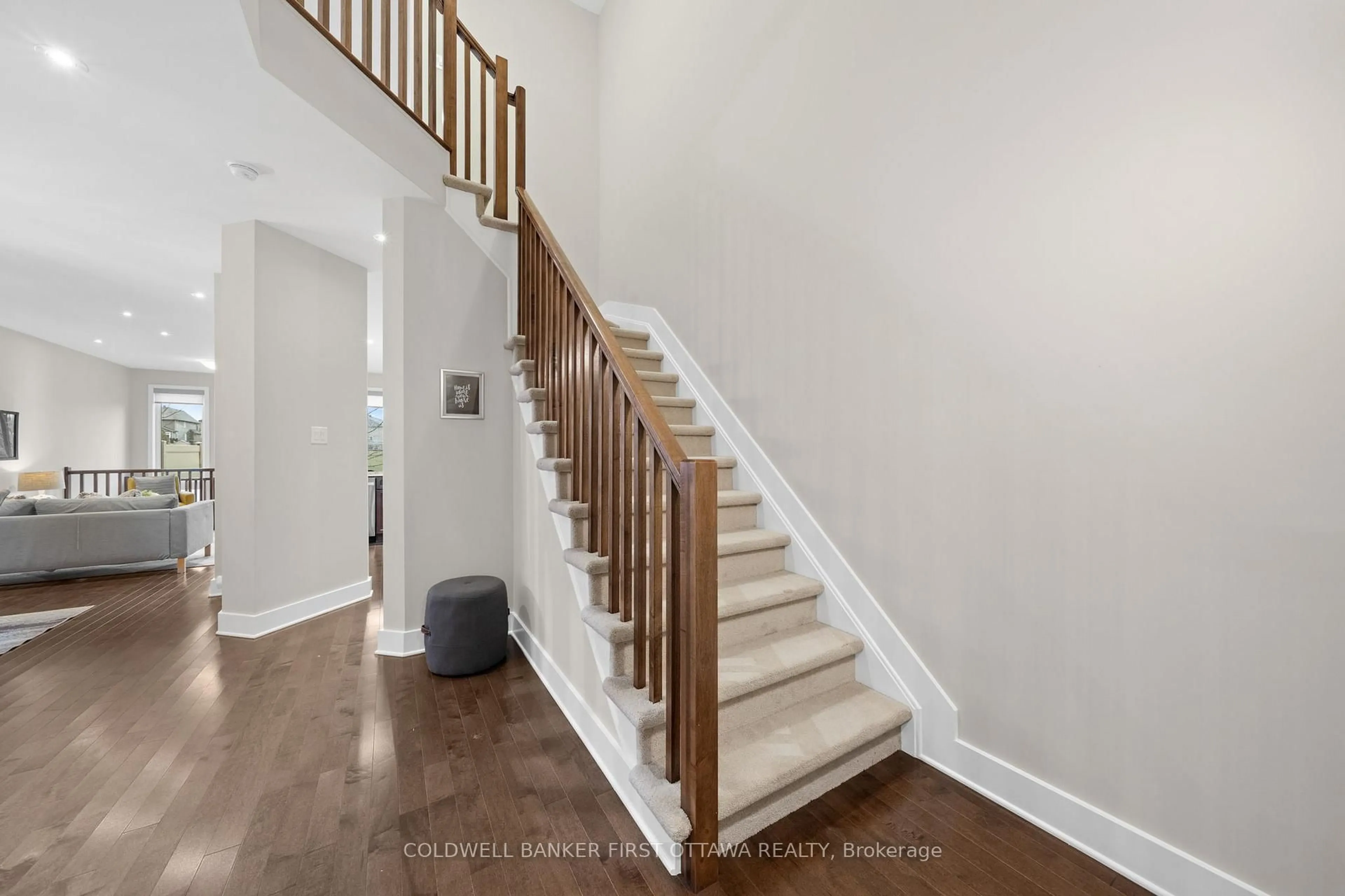 Stairs for 278 Fergus Cres, Ottawa Ontario K2J 3L7