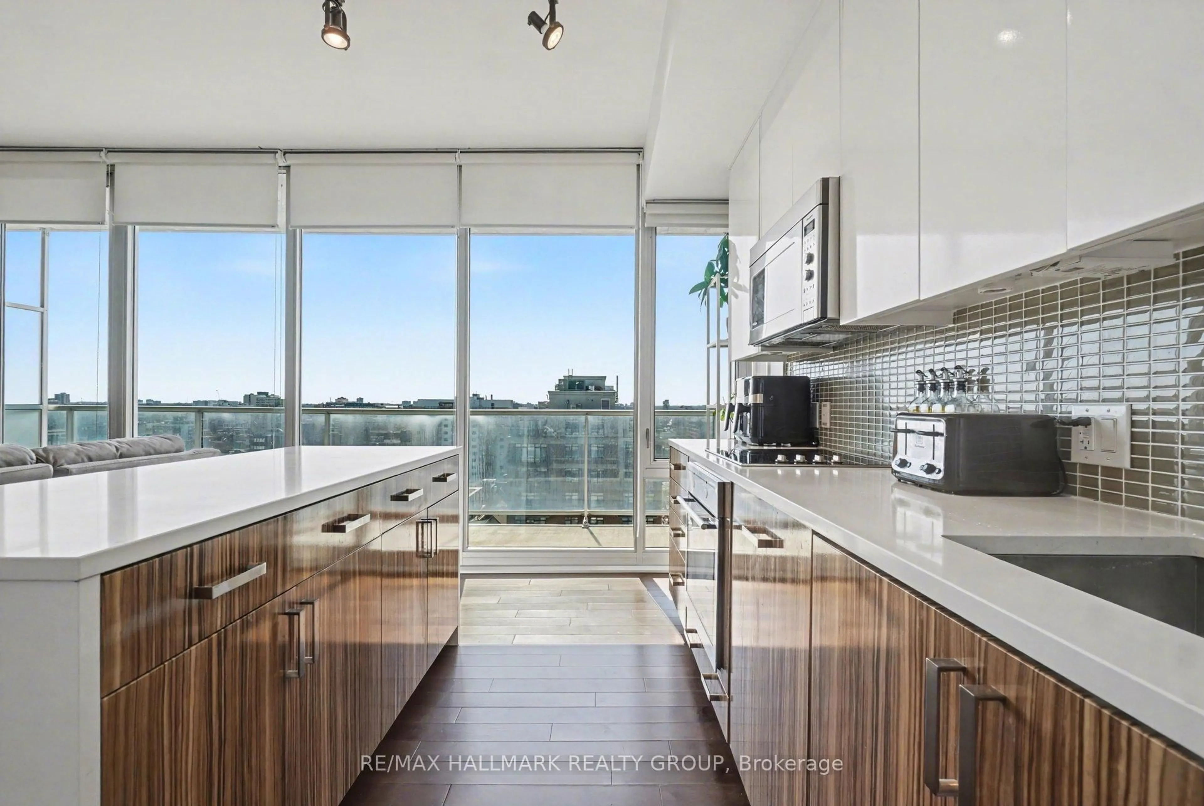 Contemporary kitchen, unknown for 300 Lisgar St #1208, Ottawa Ontario K2P 0E2