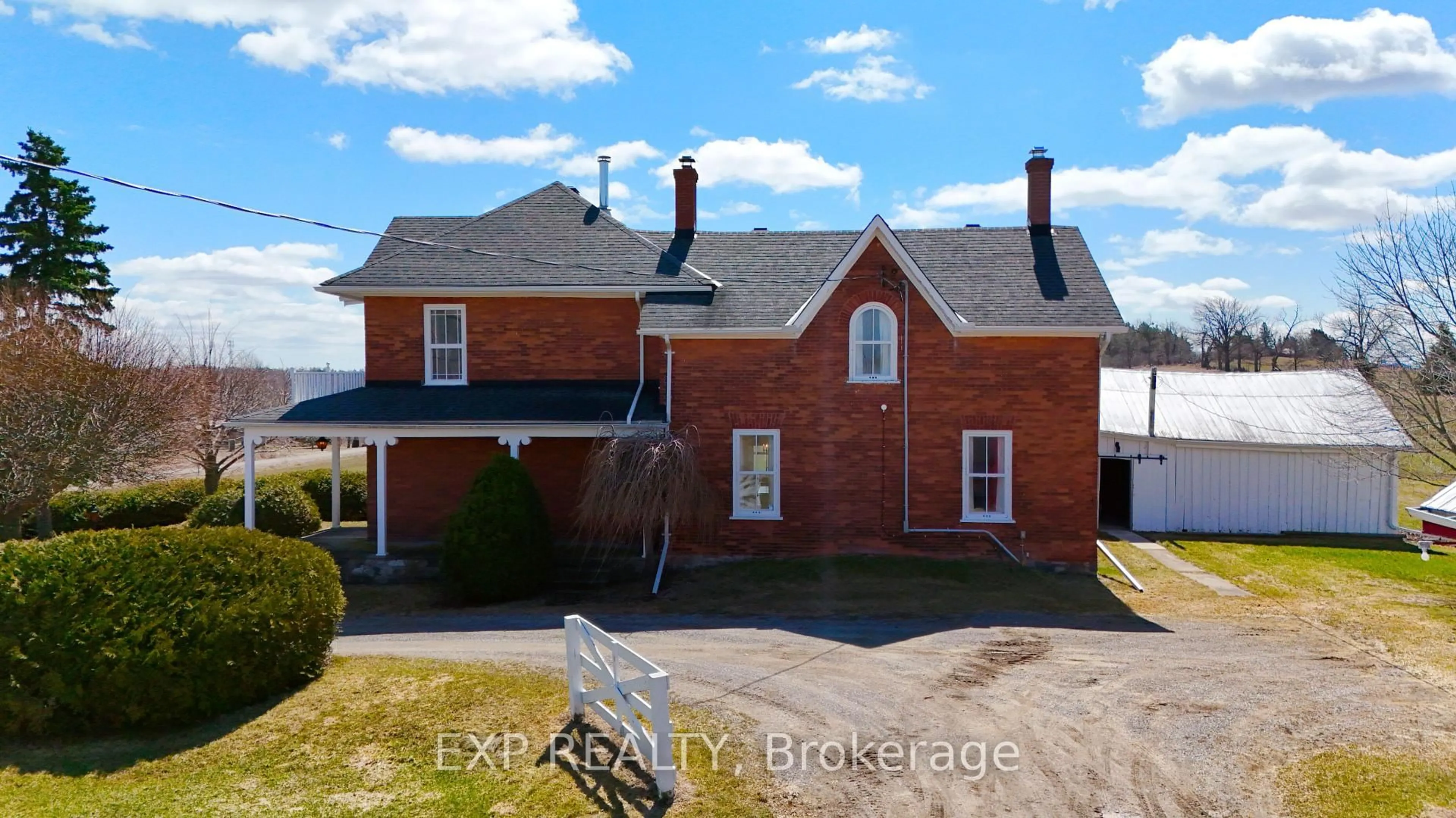 A pic from outside/outdoor area/front of a property/back of a property/a pic from drone, building for 840 McGregor Bay Rd, Otonabee-South Monaghan Ontario K0L 2G0