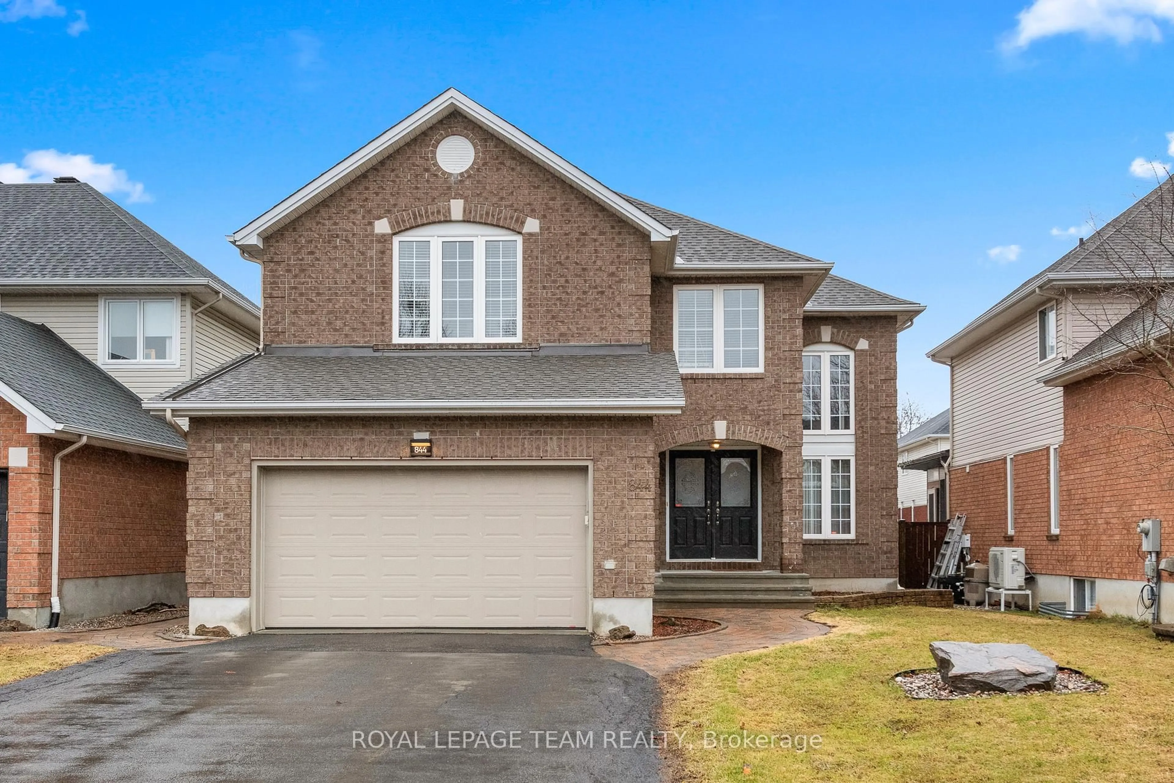 Home with brick exterior material, street for 844 Giant Cedars Cres, Ottawa Ontario K1V 1N9