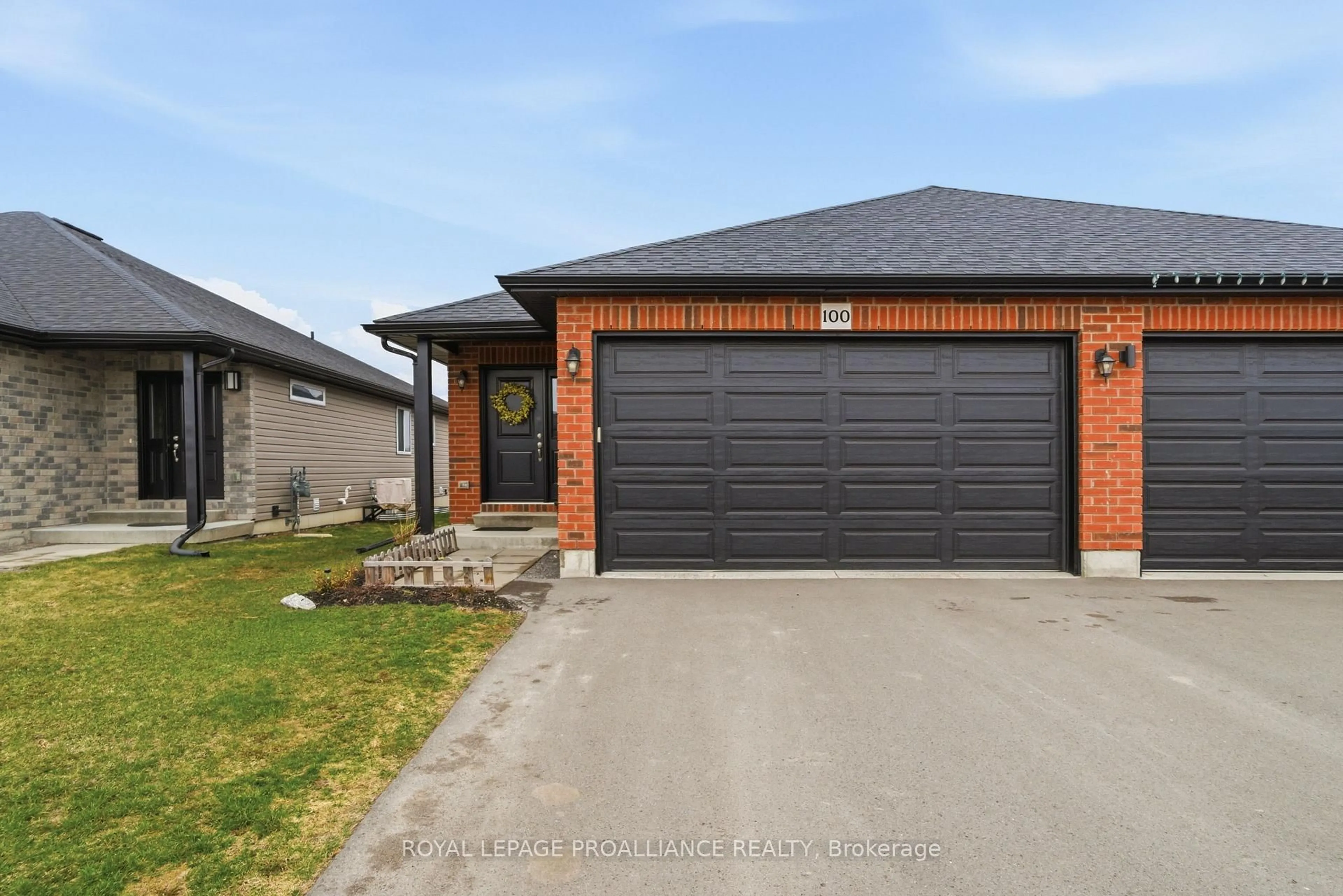 Home with brick exterior material, street for 100 Dewal Pl, Belleville Ontario K8P 0H2