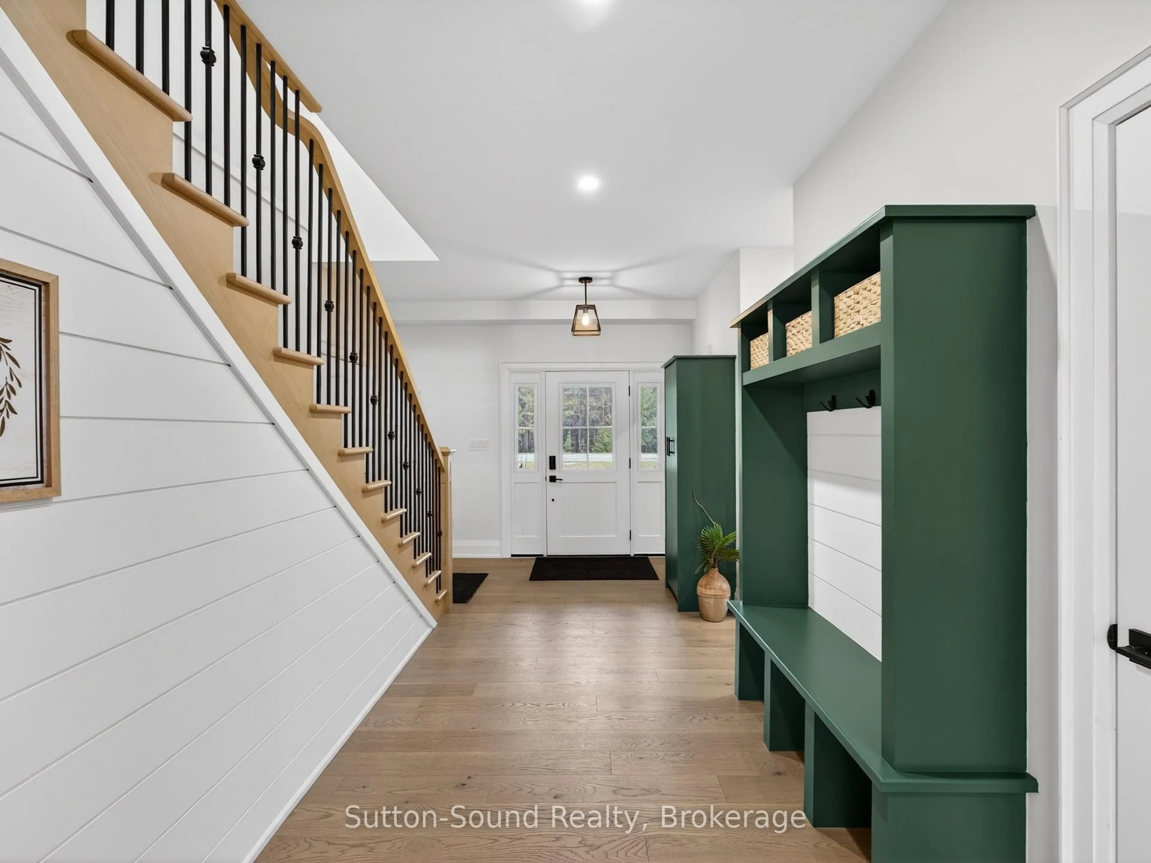 Indoor entryway for 240 Bruce St, South Bruce Peninsula Ontario N0H 1P0