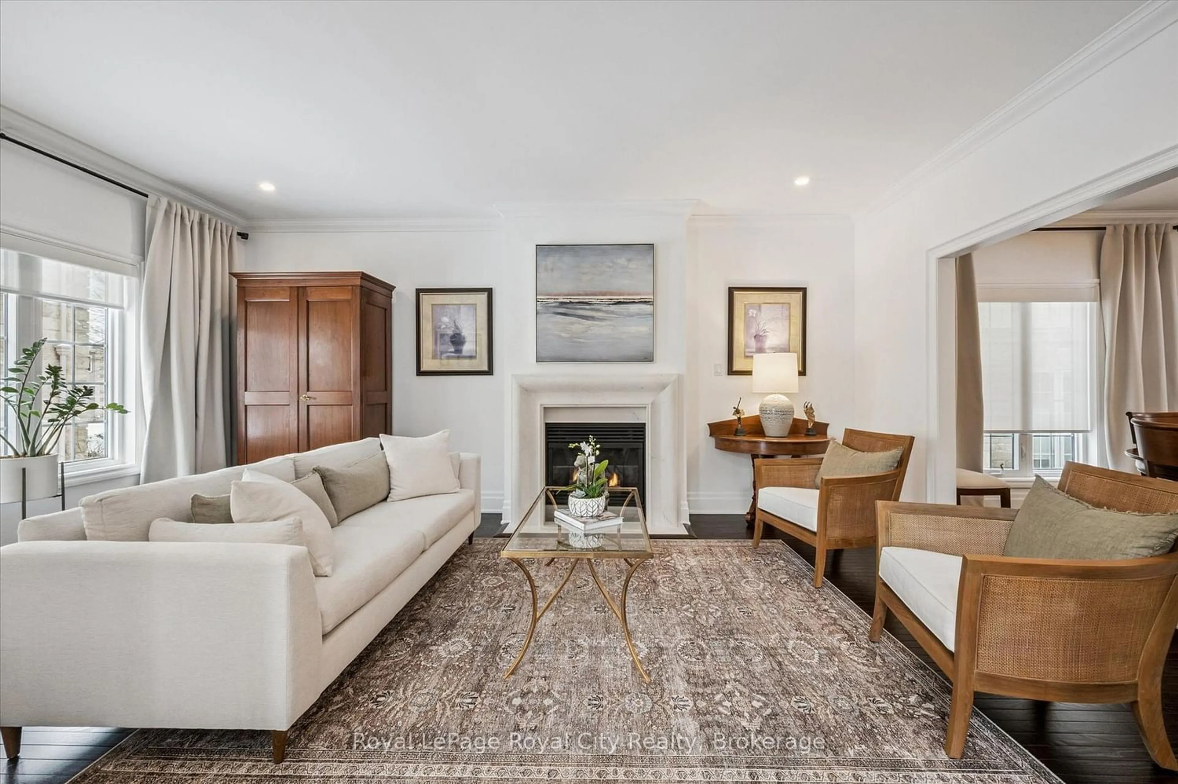 Unknown for 25 MANOR PARK Cres #11, Guelph Ontario N1G 1A2