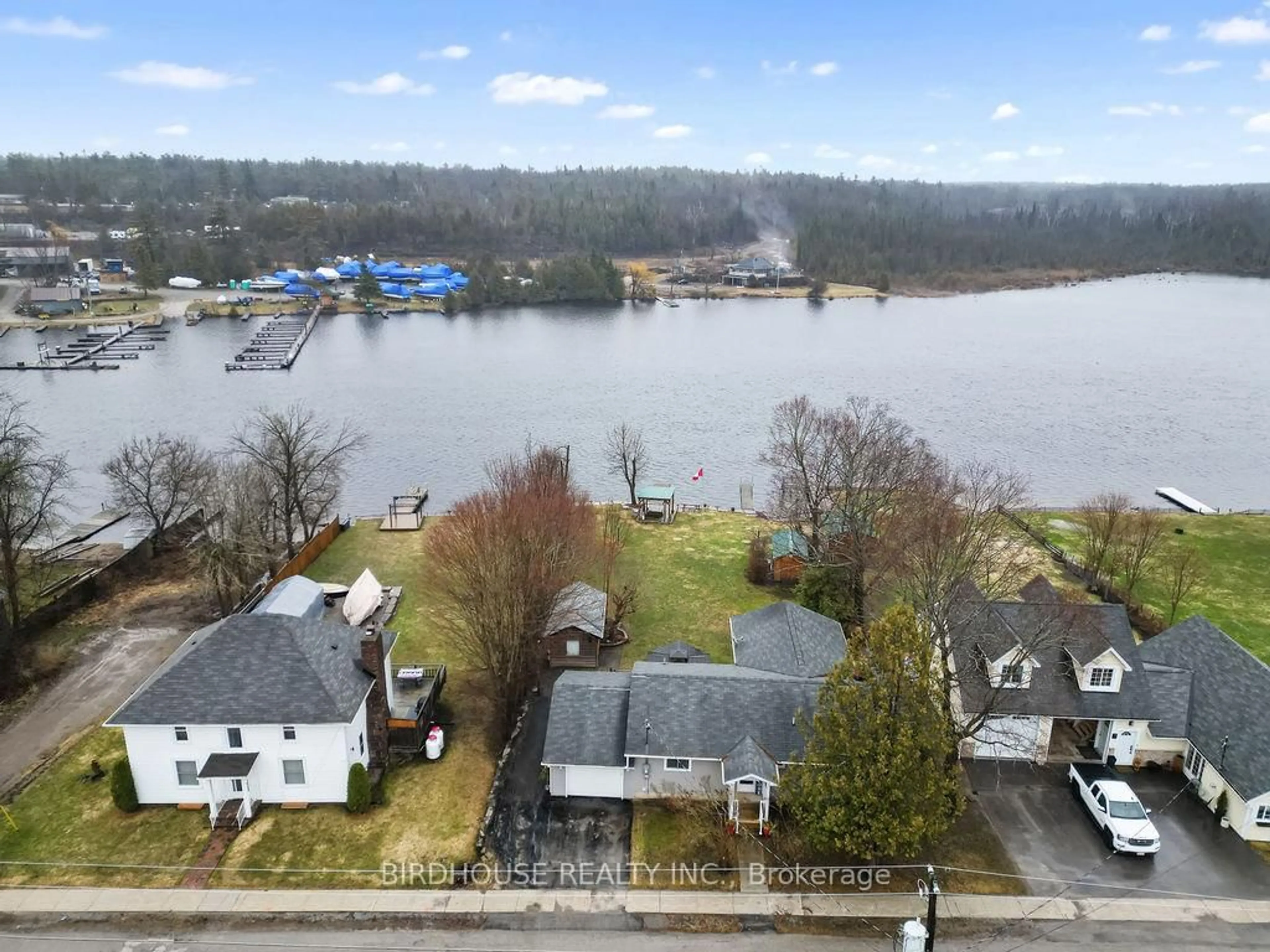 A pic from outside/outdoor area/front of a property/back of a property/a pic from drone, water/lake/river/ocean view for 47 North Water St, Kawartha Lakes Ontario K0M 1K0