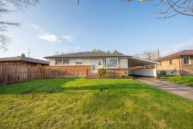 6 Breton Park Cres, London East 3