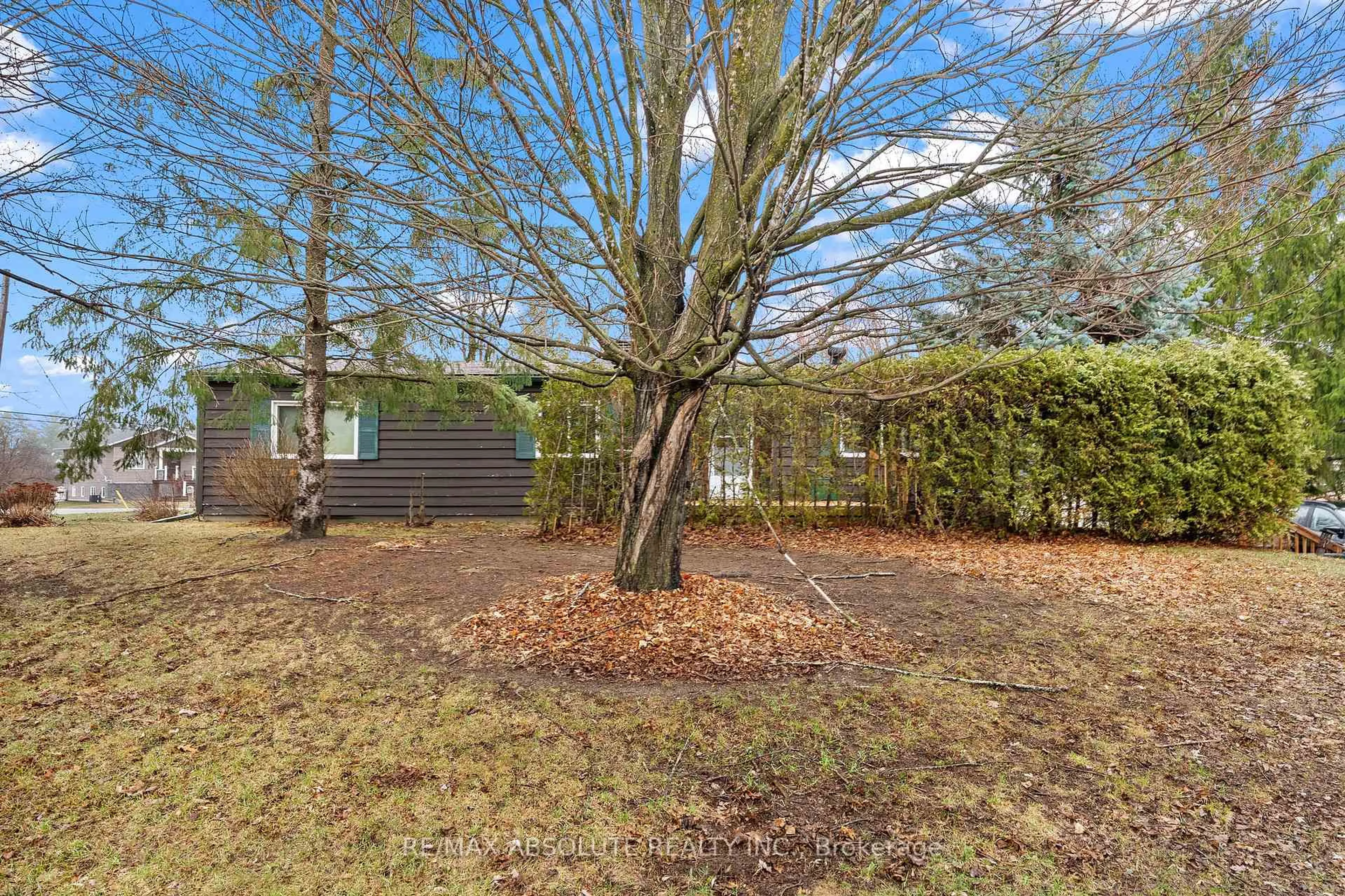 Unknown for 235 Poole St, Arnprior Ontario K7S 1J1