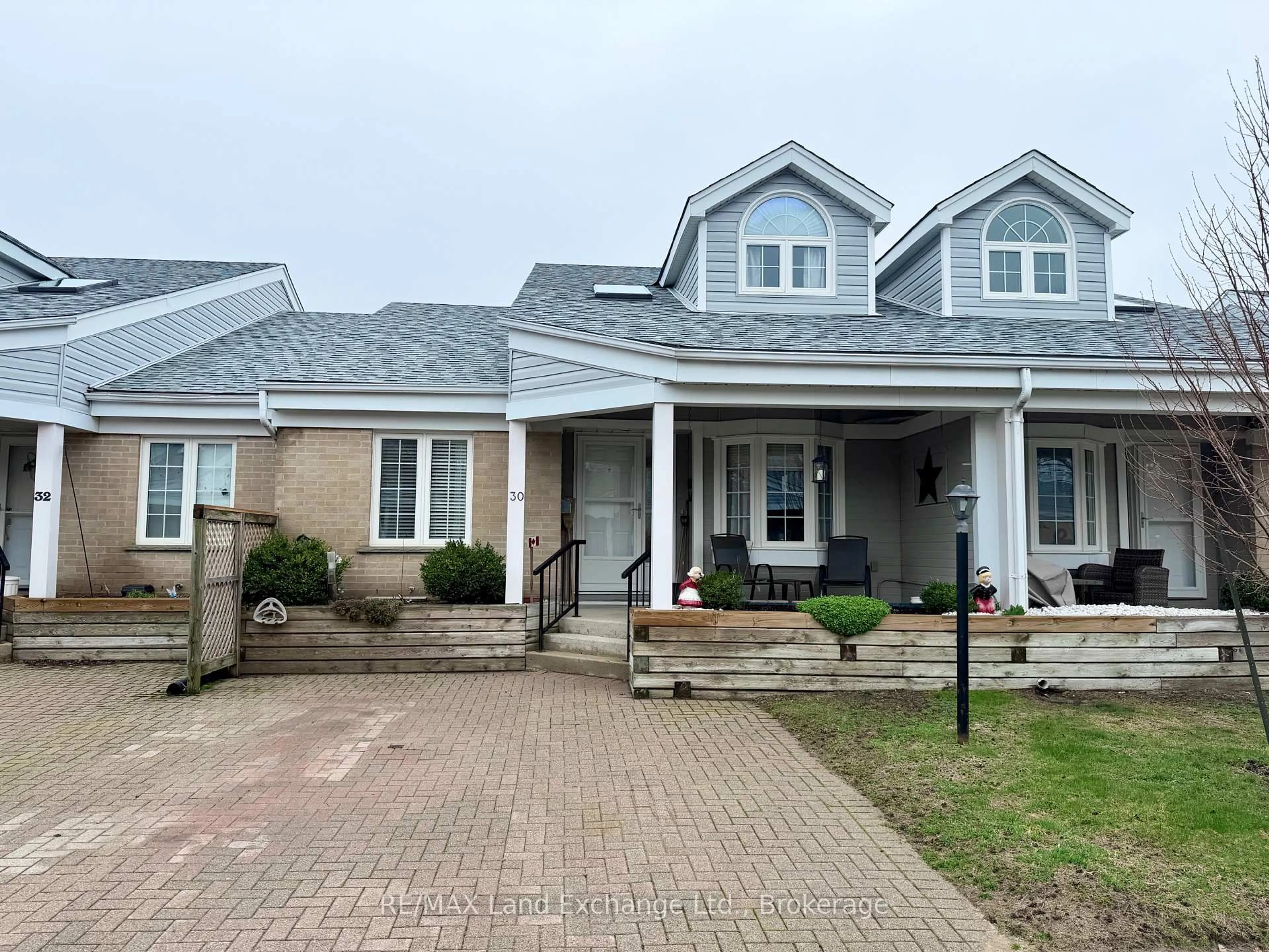 Unknown for 914 Arlington St #30, Saugeen Shores Ontario N0H 2C4