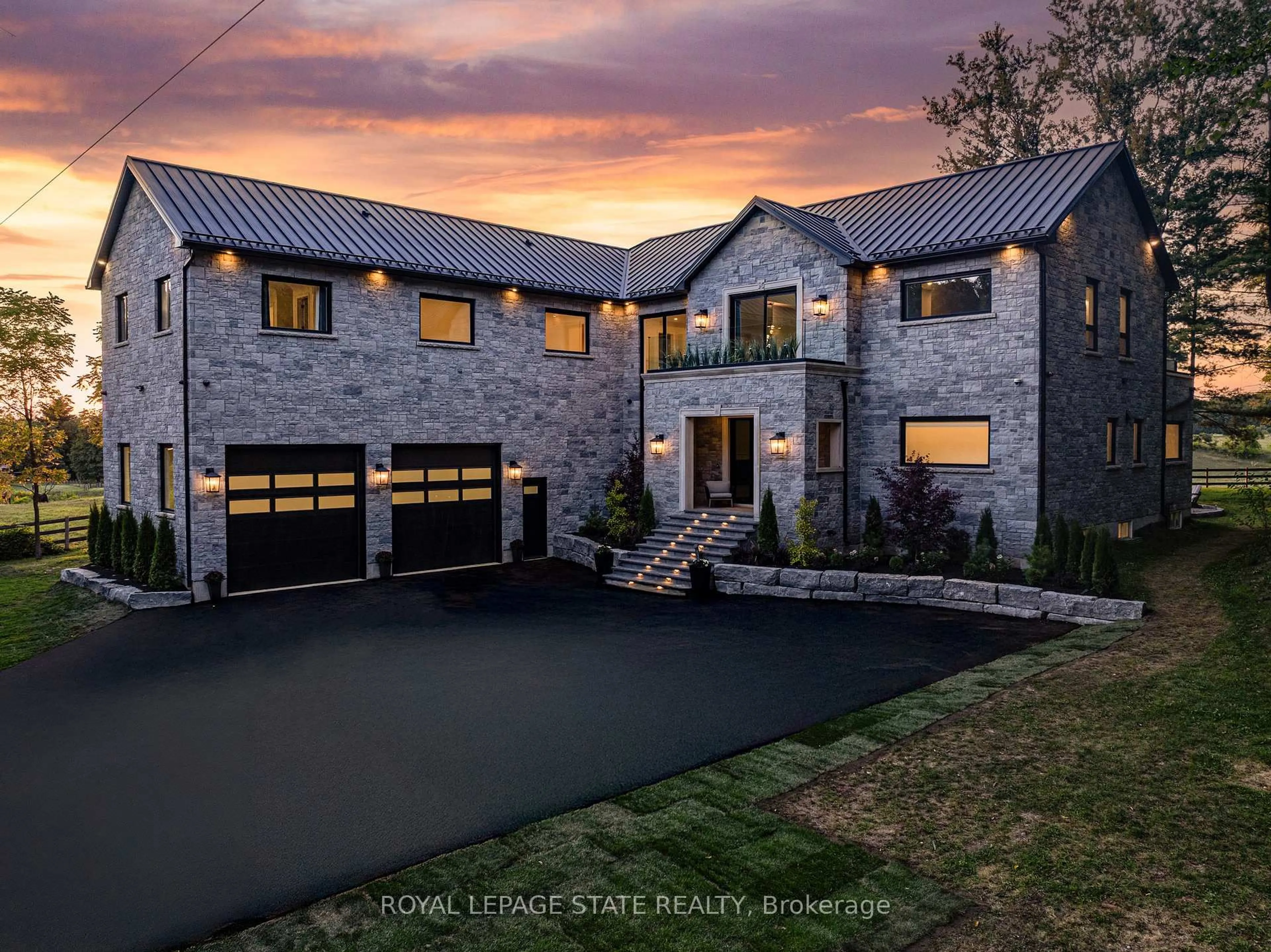 Home with brick exterior material, street for 1067 Jerseyville Rd, Hamilton Ontario L0R 1R0