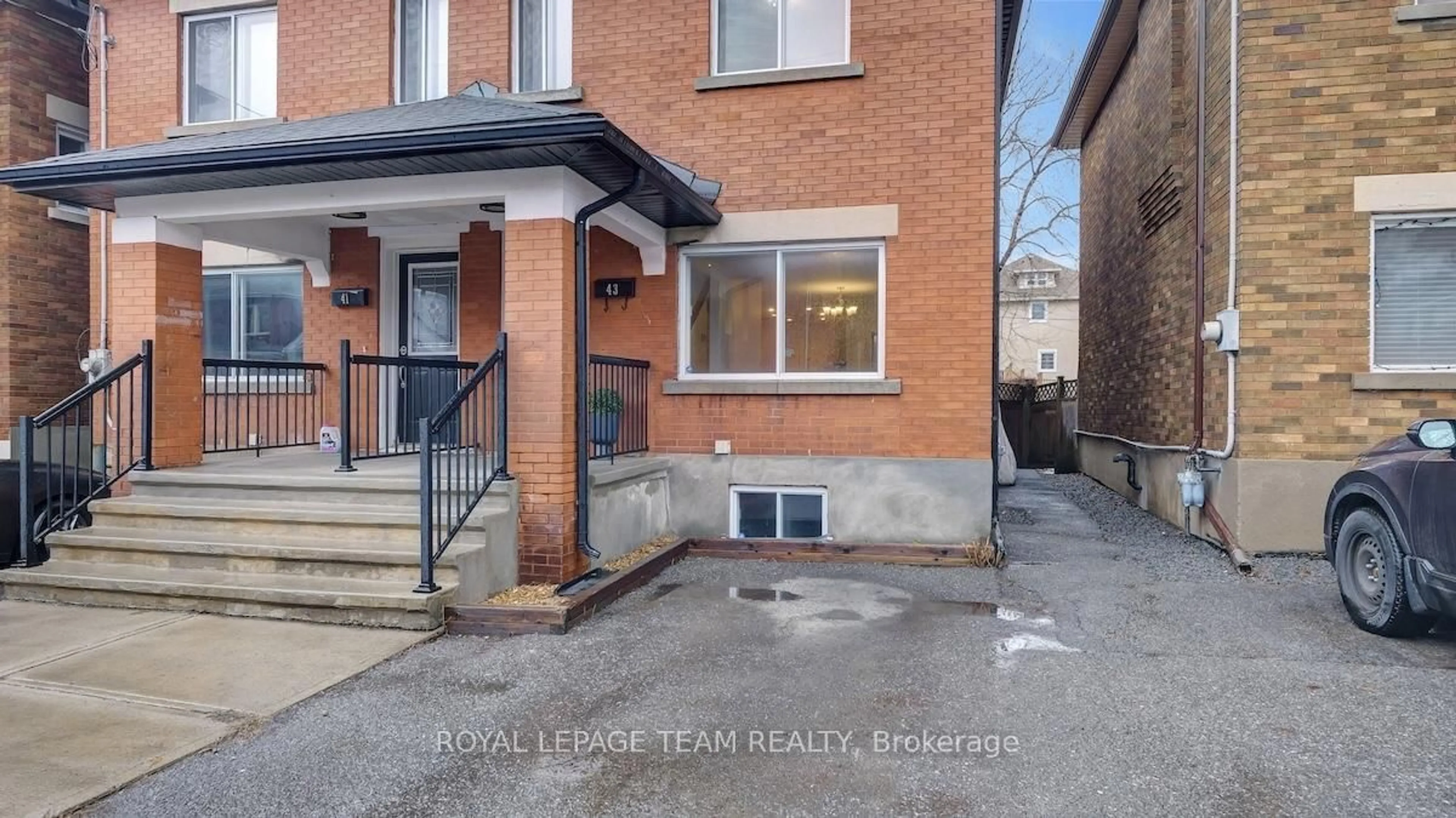 Unknown for 43 Beverley Ave, Ottawa Ontario K1Y 1M7