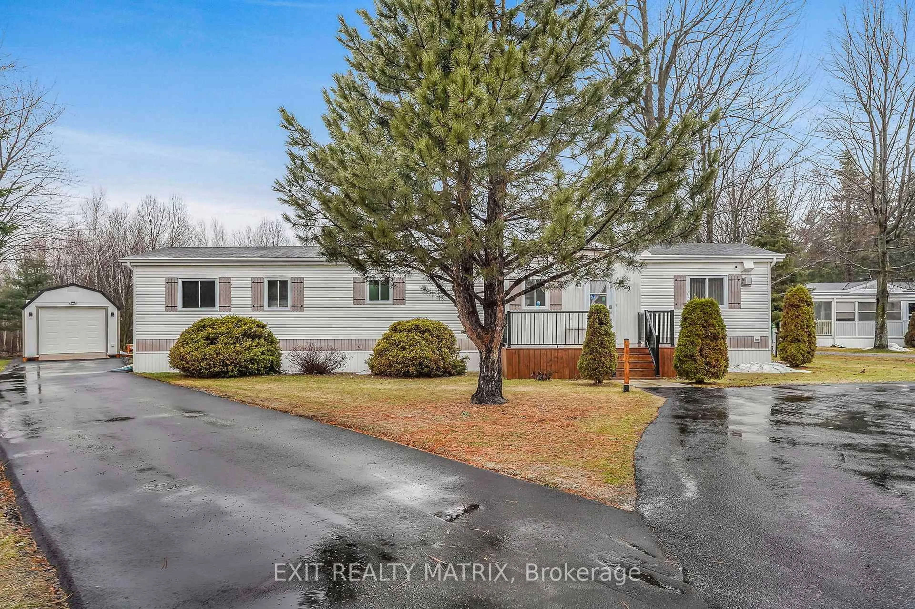 A pic from outside/outdoor area/front of a property/back of a property/a pic from drone, water/lake/river/ocean view for 29-5279 County Rd 17 Rd, Alfred and Plantagenet Ontario K0B 1A0