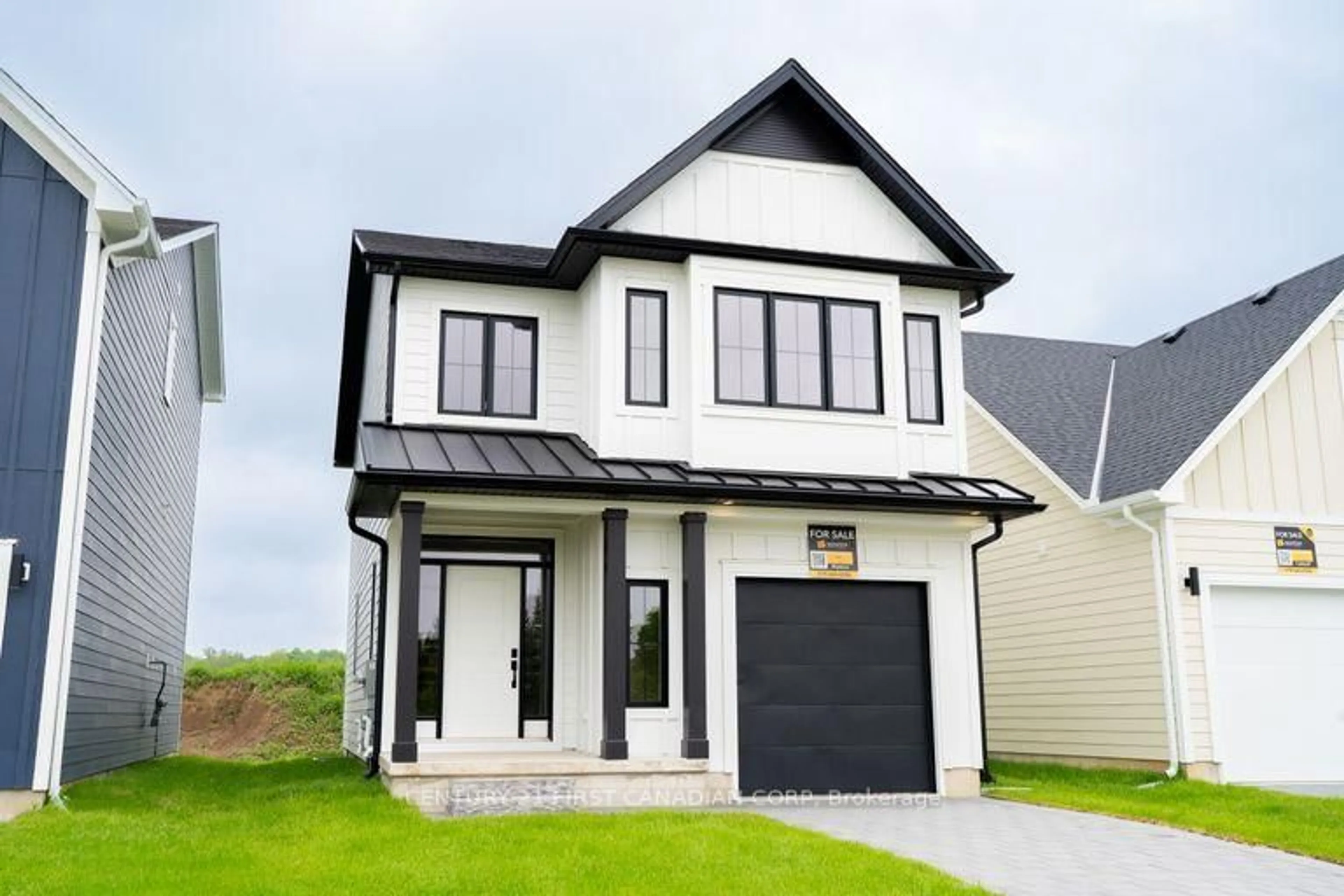 Home with vinyl exterior material, street for 1225 Tulloch Ave, London South Ontario N6M 0L8