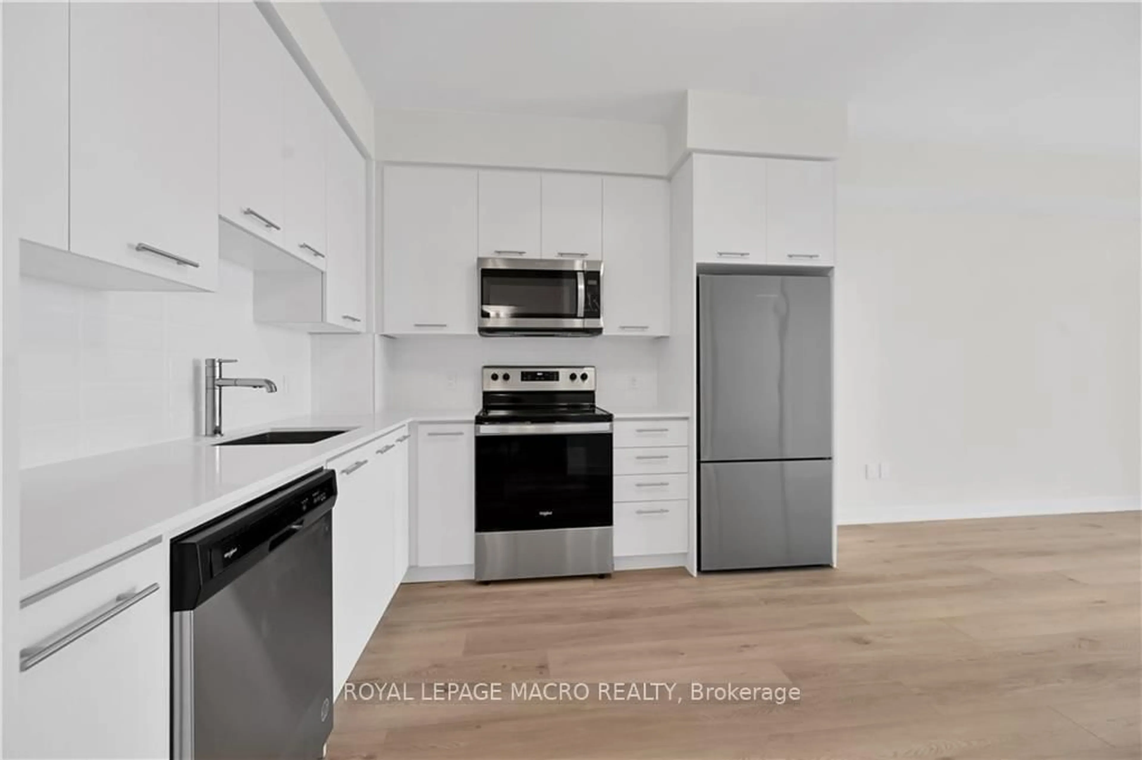 Standard kitchen, unknown for 385 Winston Rd #1607, Grimsby Ontario L3M 4E8