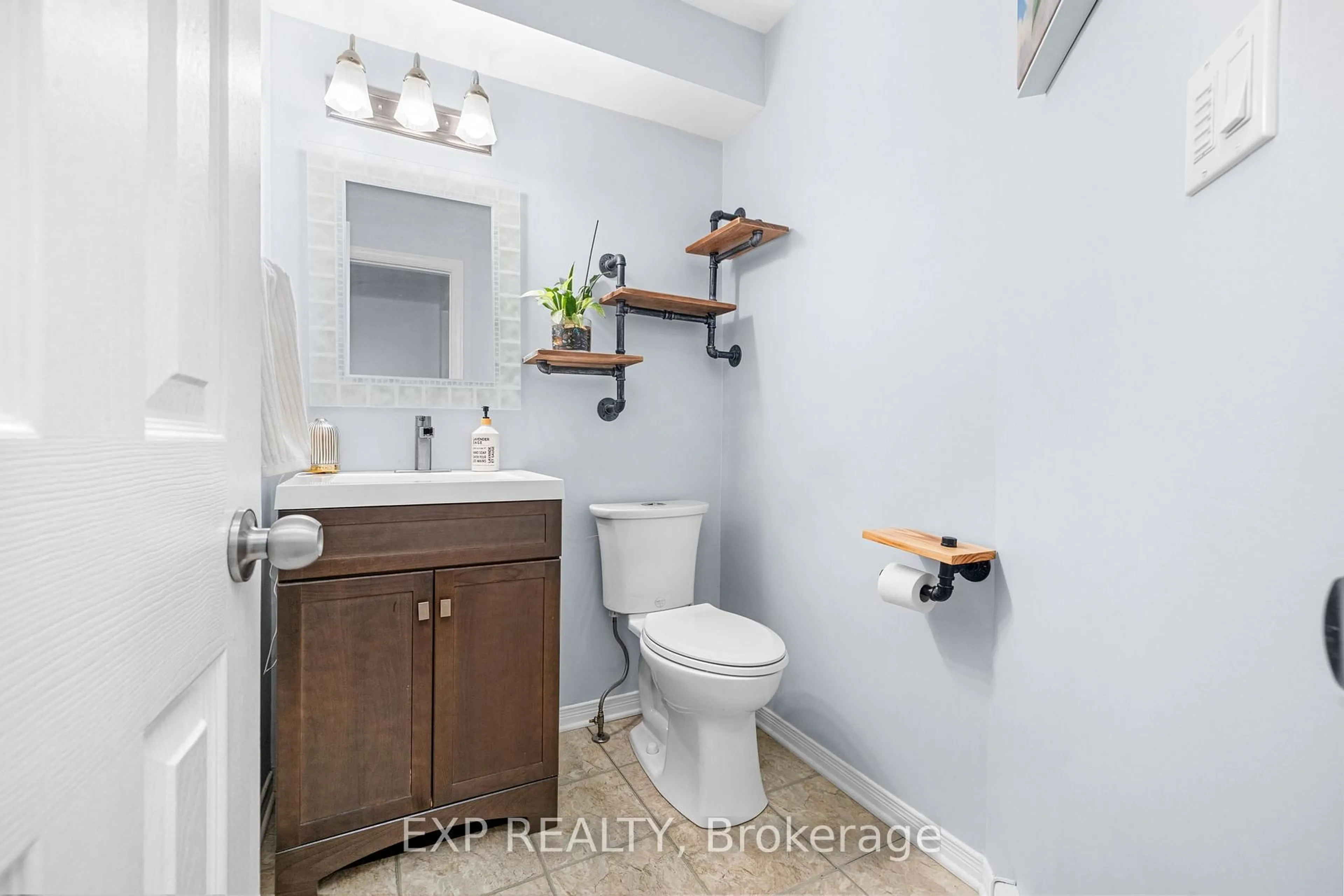 Standard bathroom, unknown for 171 Briston Private, Ottawa Ontario K1G 5R3