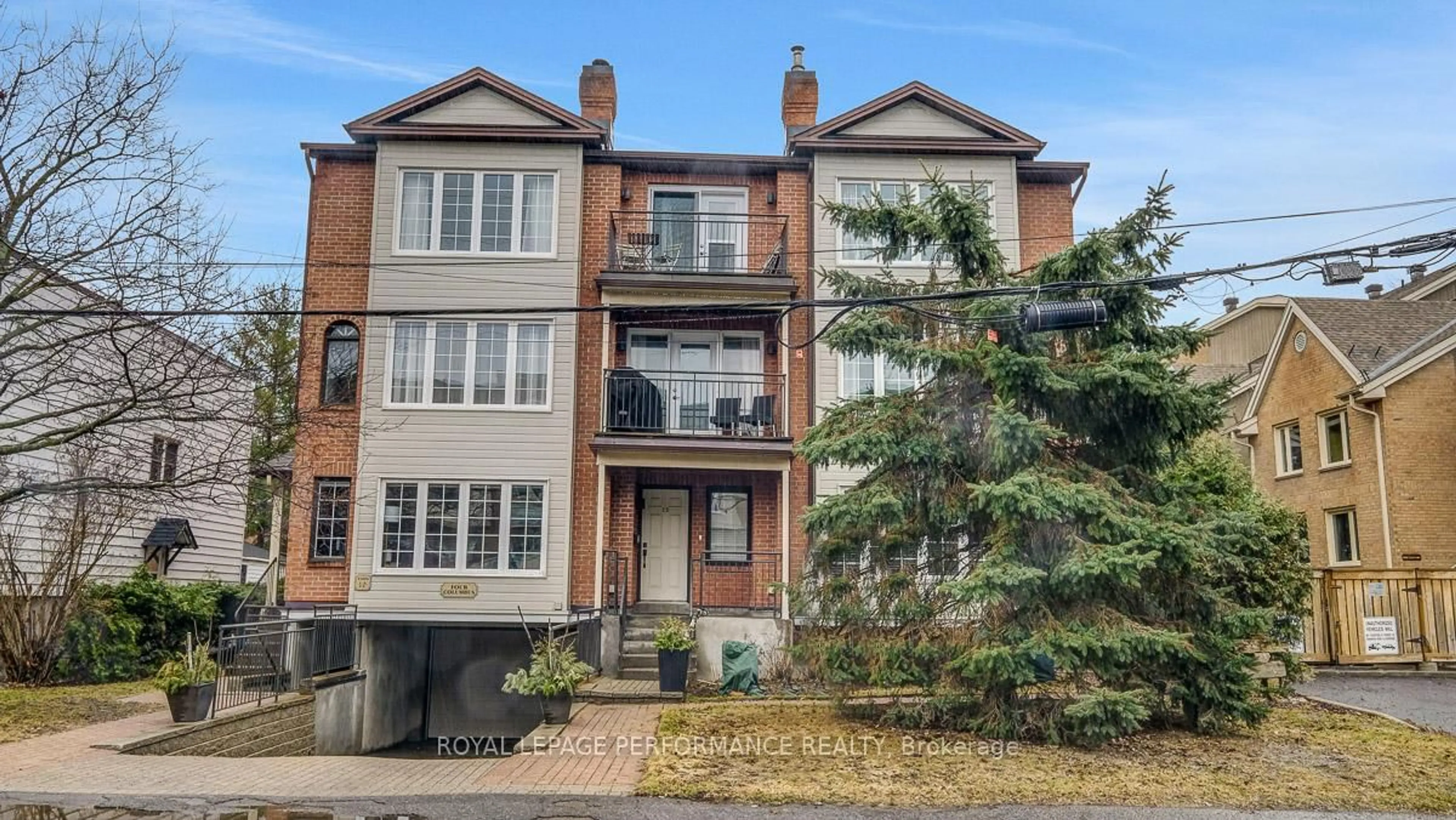 Home with brick exterior material, street for 4 Columbus Ave #2D, Ottawa Ontario K1K 1R3