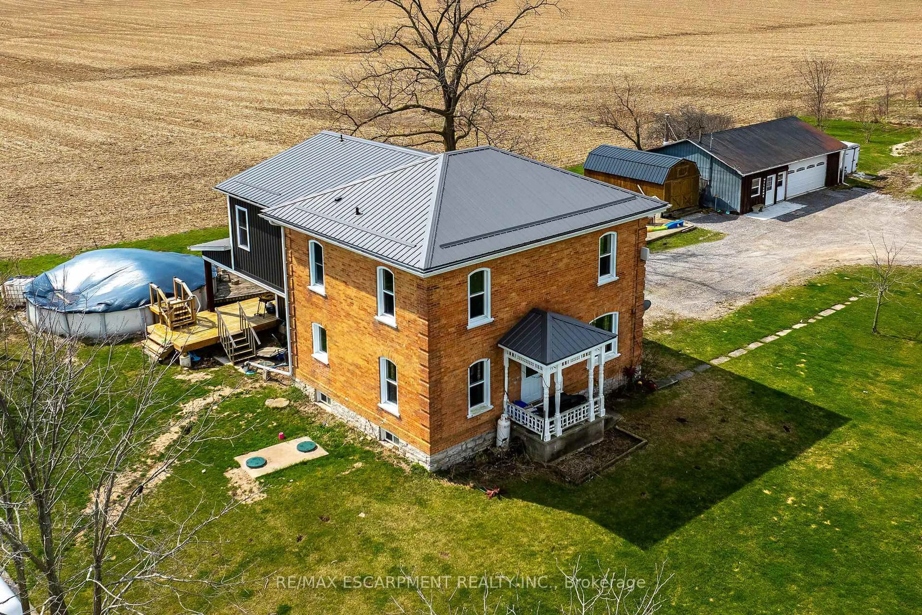 A pic from outside/outdoor area/front of a property/back of a property/a pic from drone, building for 350 Concession 6 Walpole, Haldimand Ontario N0A 1J0